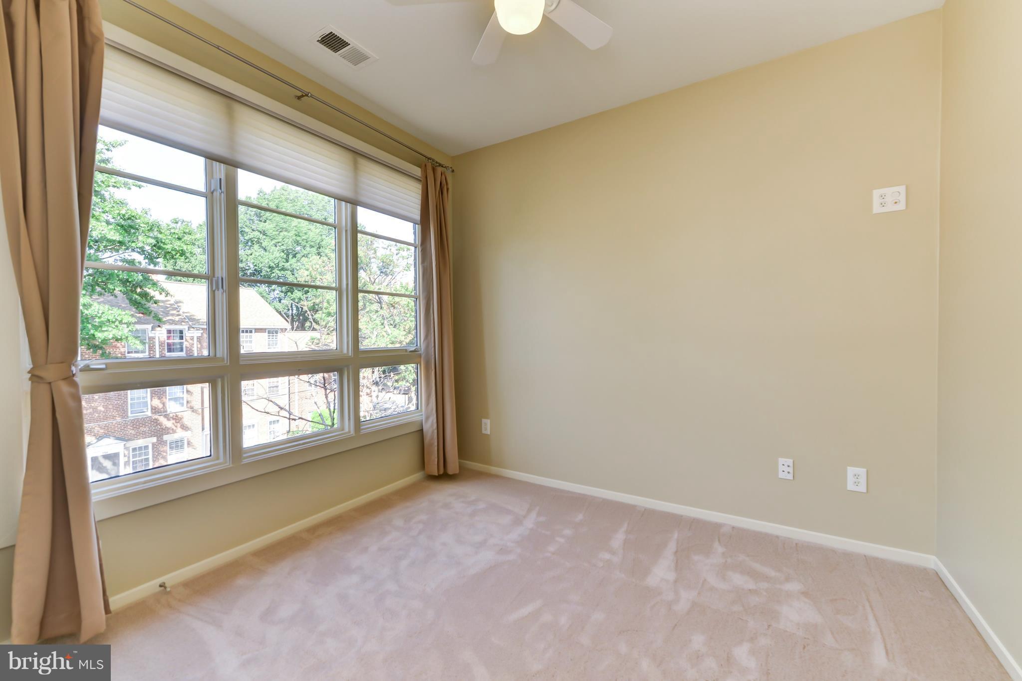 BRADDOCK LOFTS - Residential