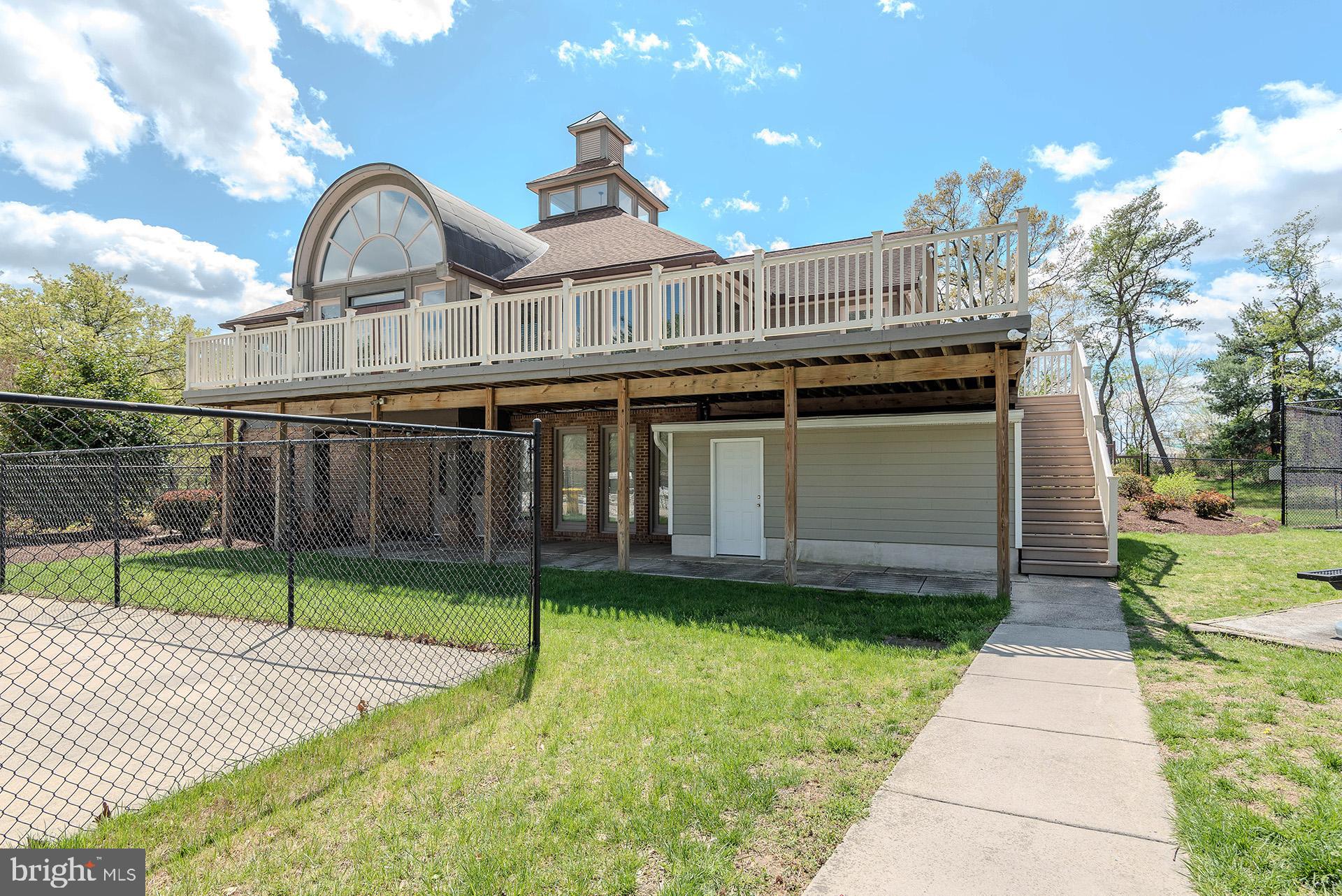 SEVEN OAKS - Residential Lease