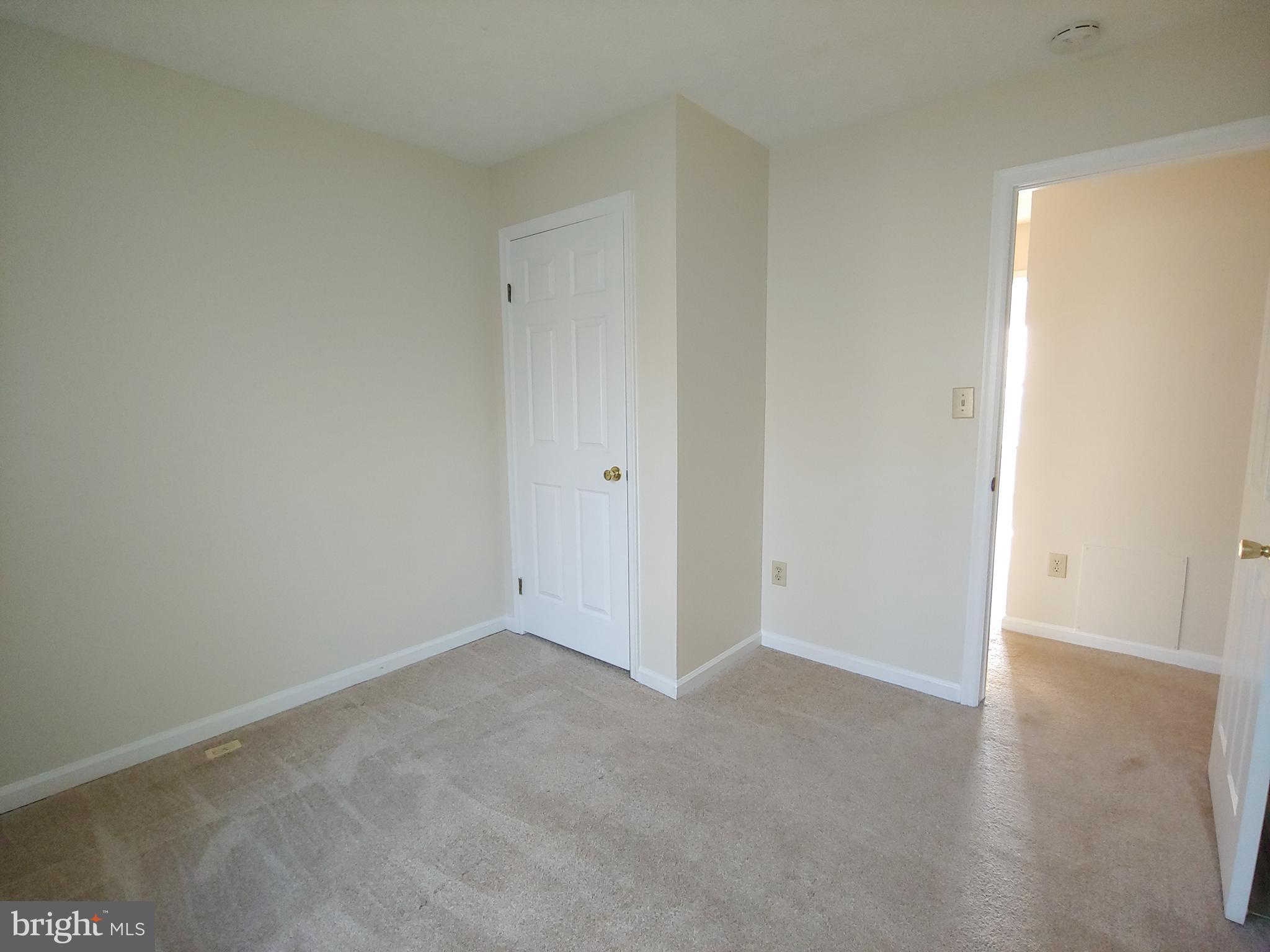 SEVEN OAKS - Residential Lease