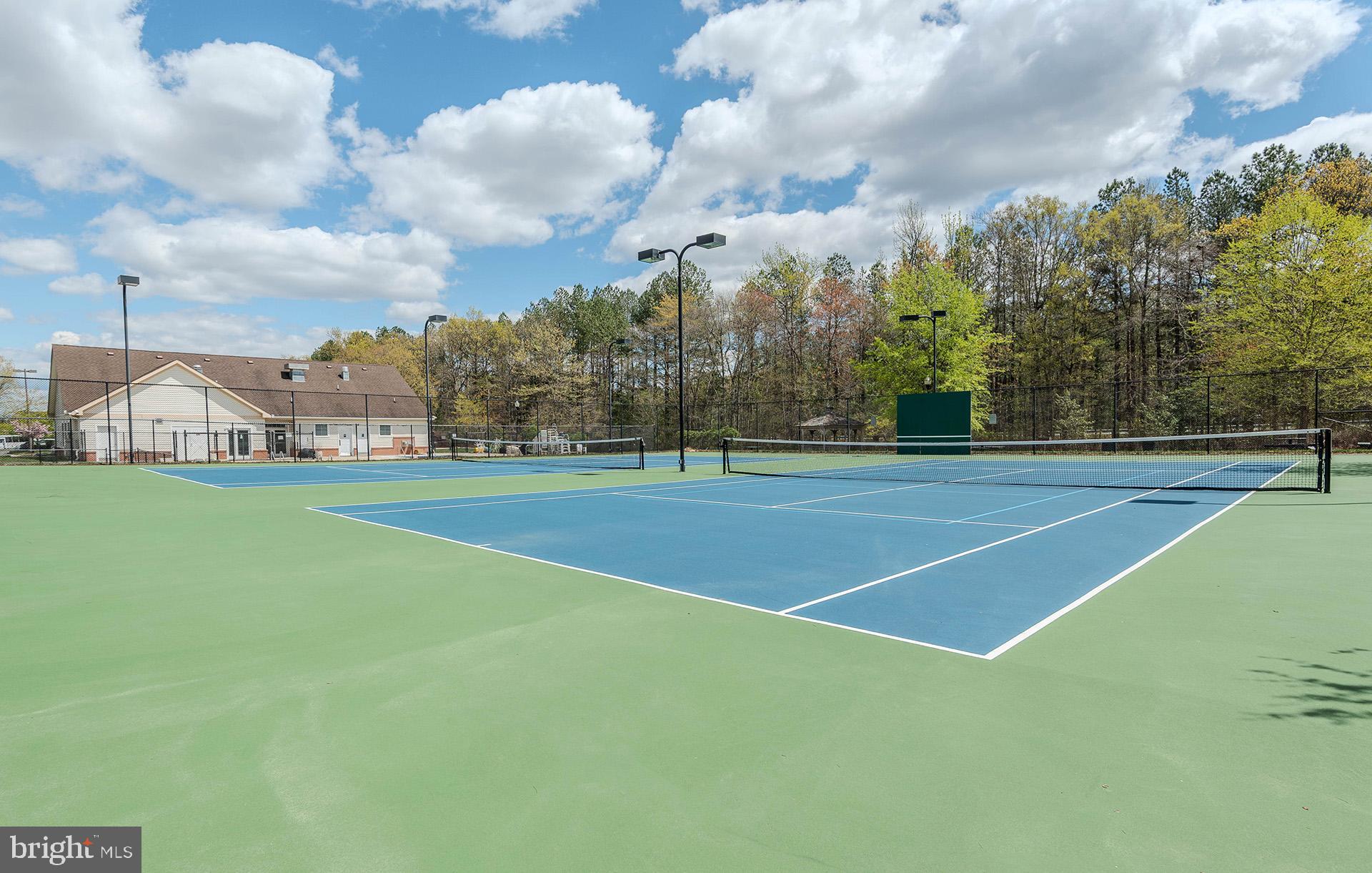 SEVEN OAKS - Residential Lease