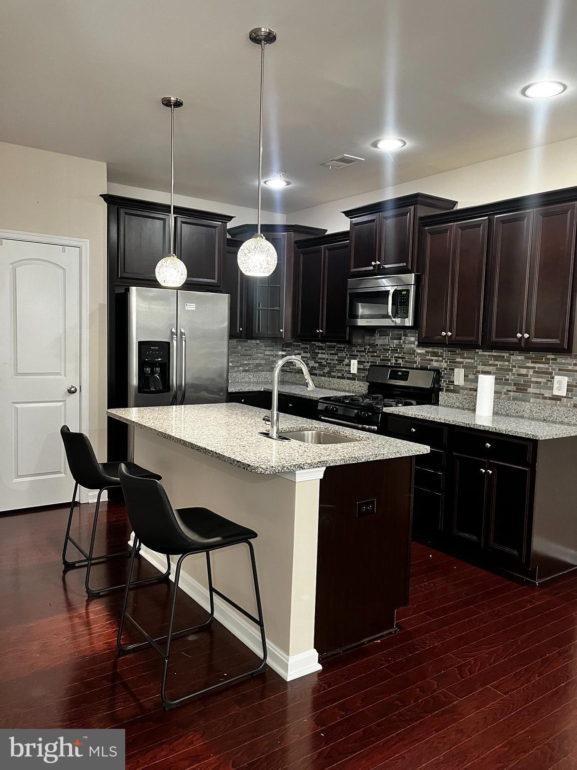 WOODMORE TOWNE CENTRE - Residential