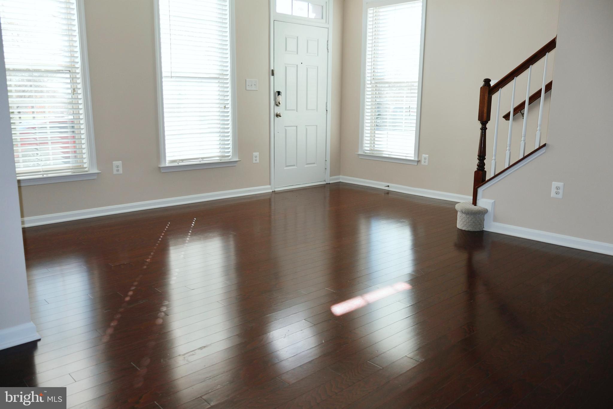 WOODMORE TOWNE CENTRE - Residential