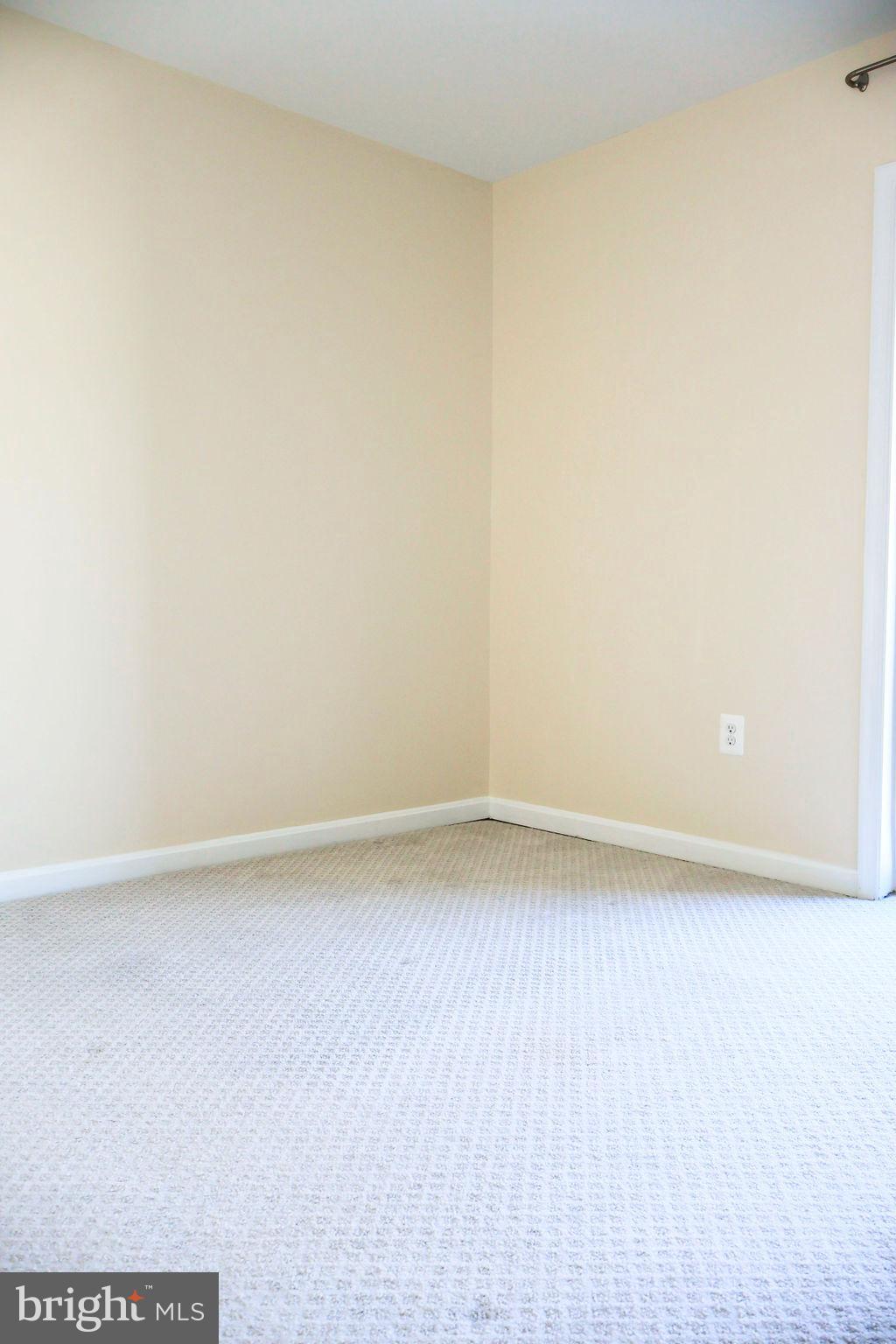 WOODMORE TOWNE CENTRE - Residential