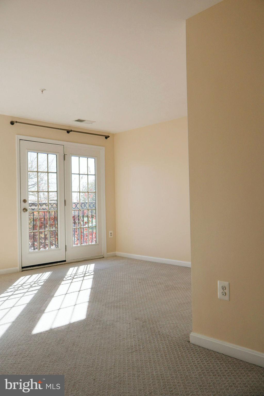 WOODMORE TOWNE CENTRE - Residential