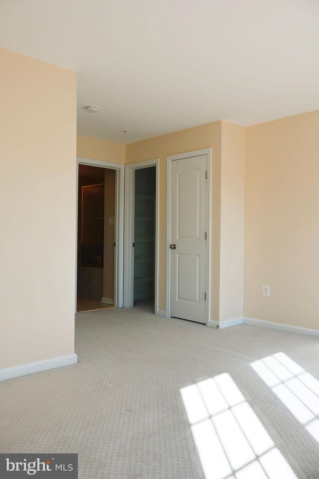 WOODMORE TOWNE CENTRE - Residential