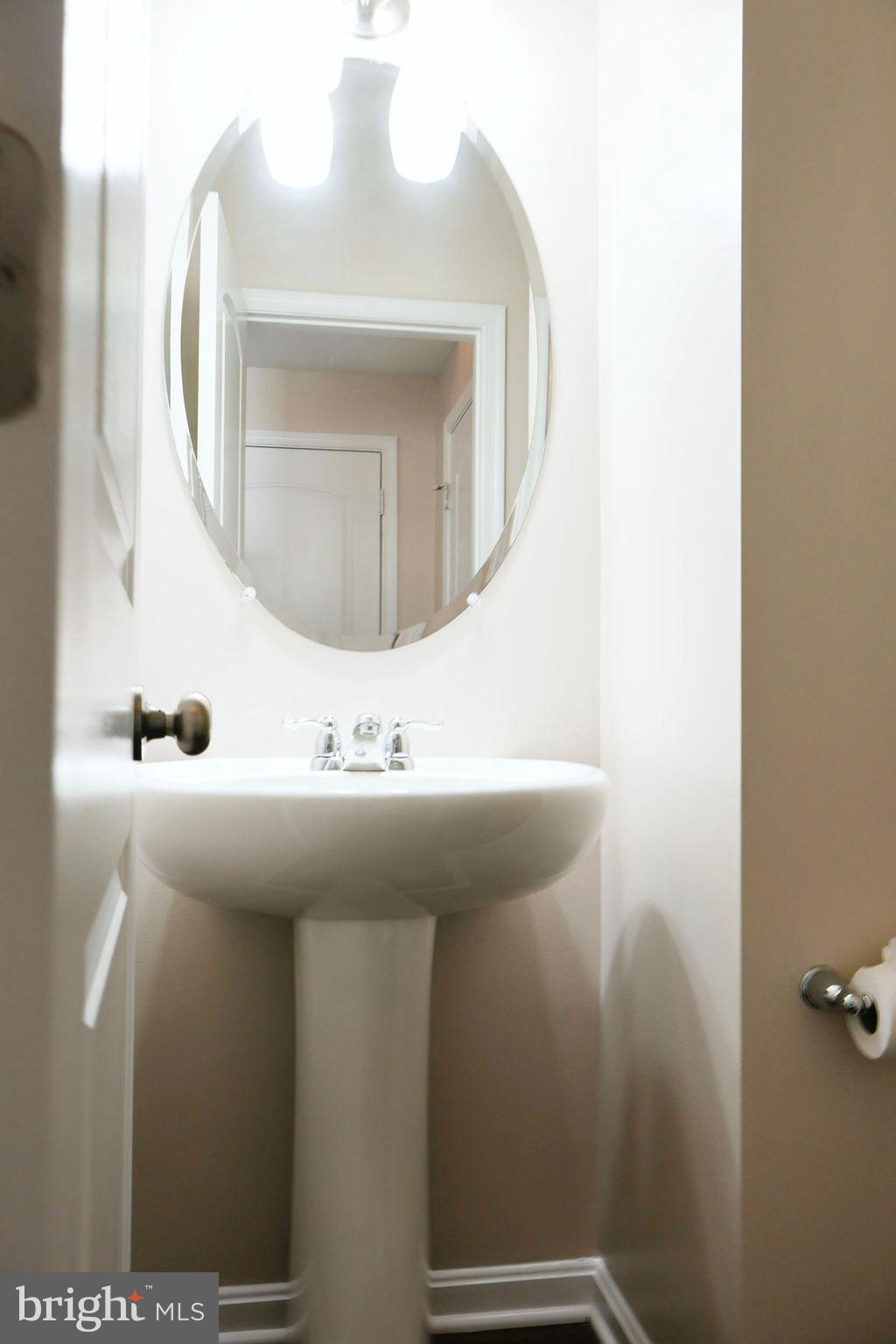 WOODMORE TOWNE CENTRE - Residential