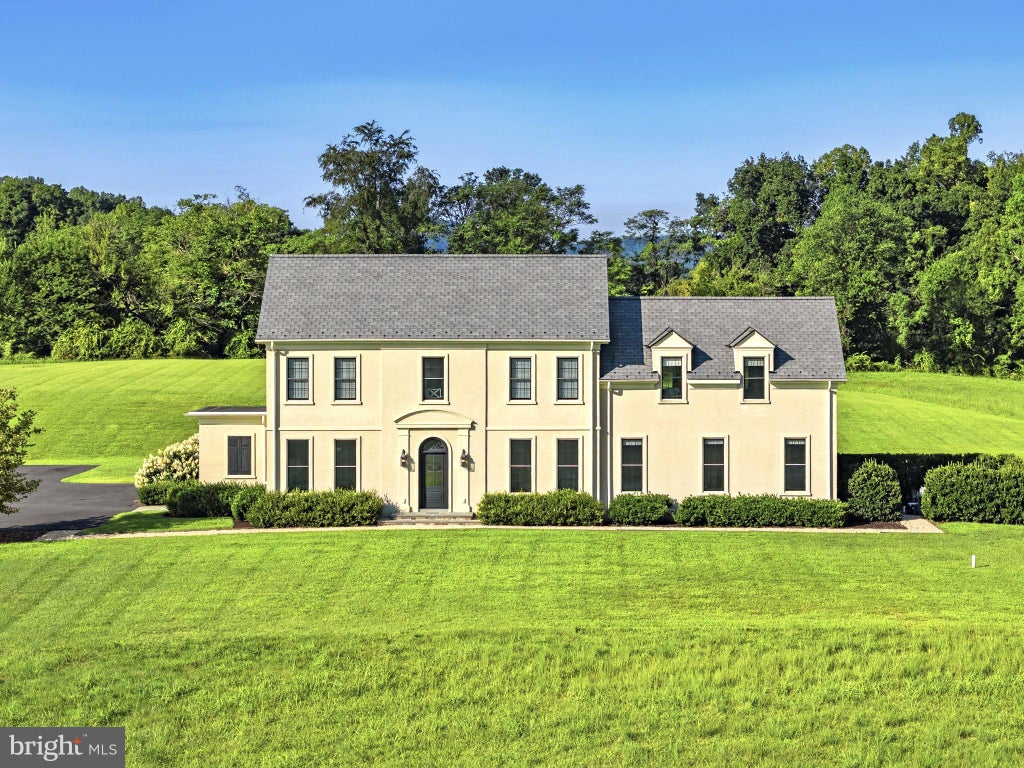 Photo of 5000 Lilac Lane, DELAPLANE, VA 20144 (MLS # VAFQ2024190)