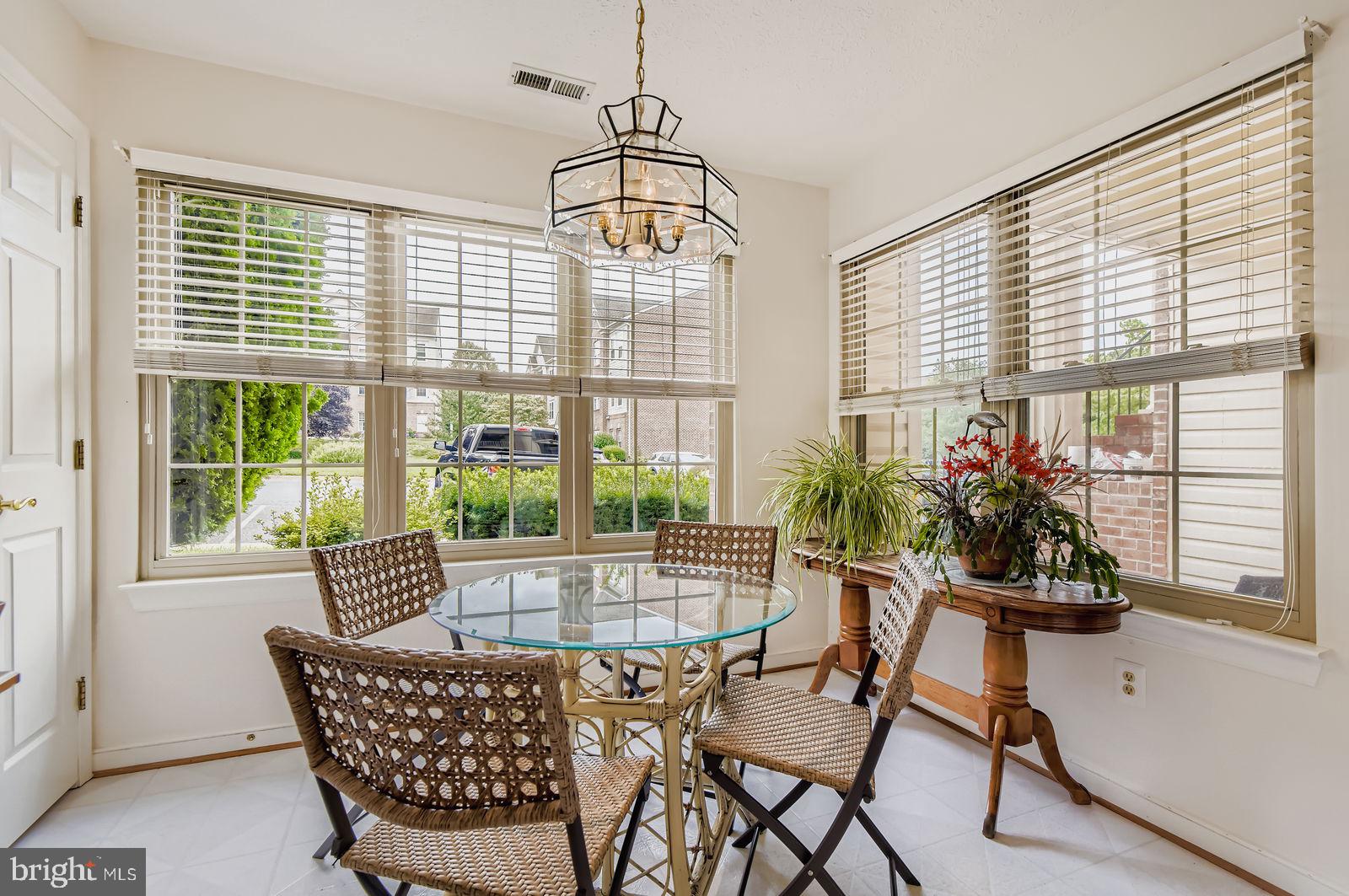 THE COURTYARDS AT POND - Residential