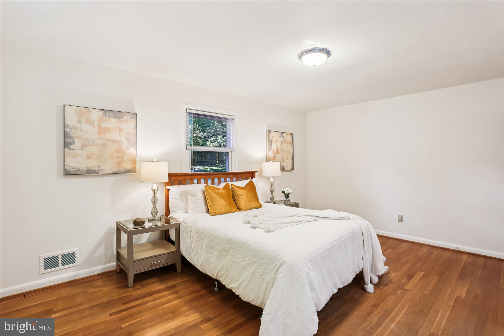 NORTH CHEVY CHASE - Residential