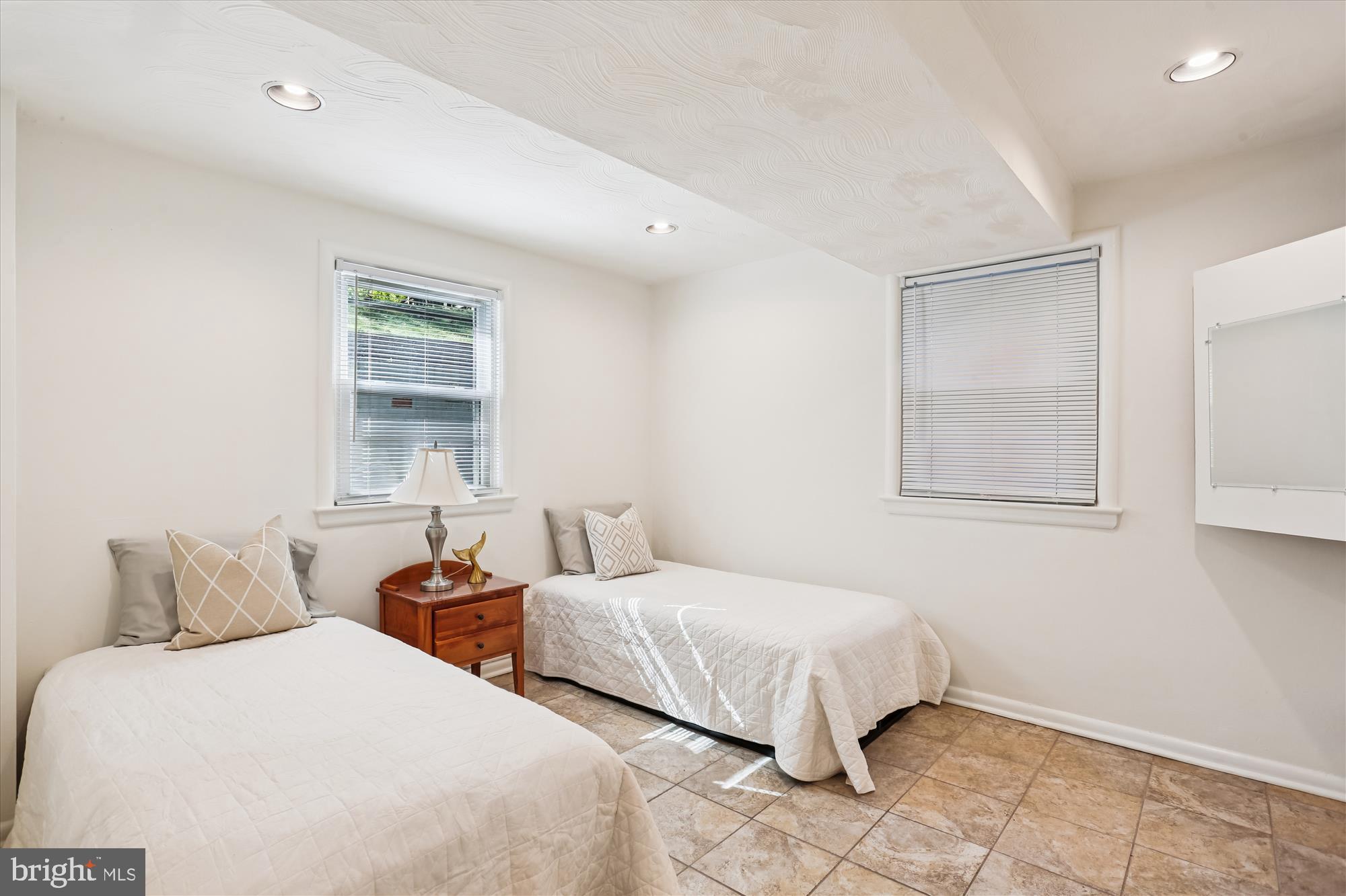 NORTH CHEVY CHASE - Residential