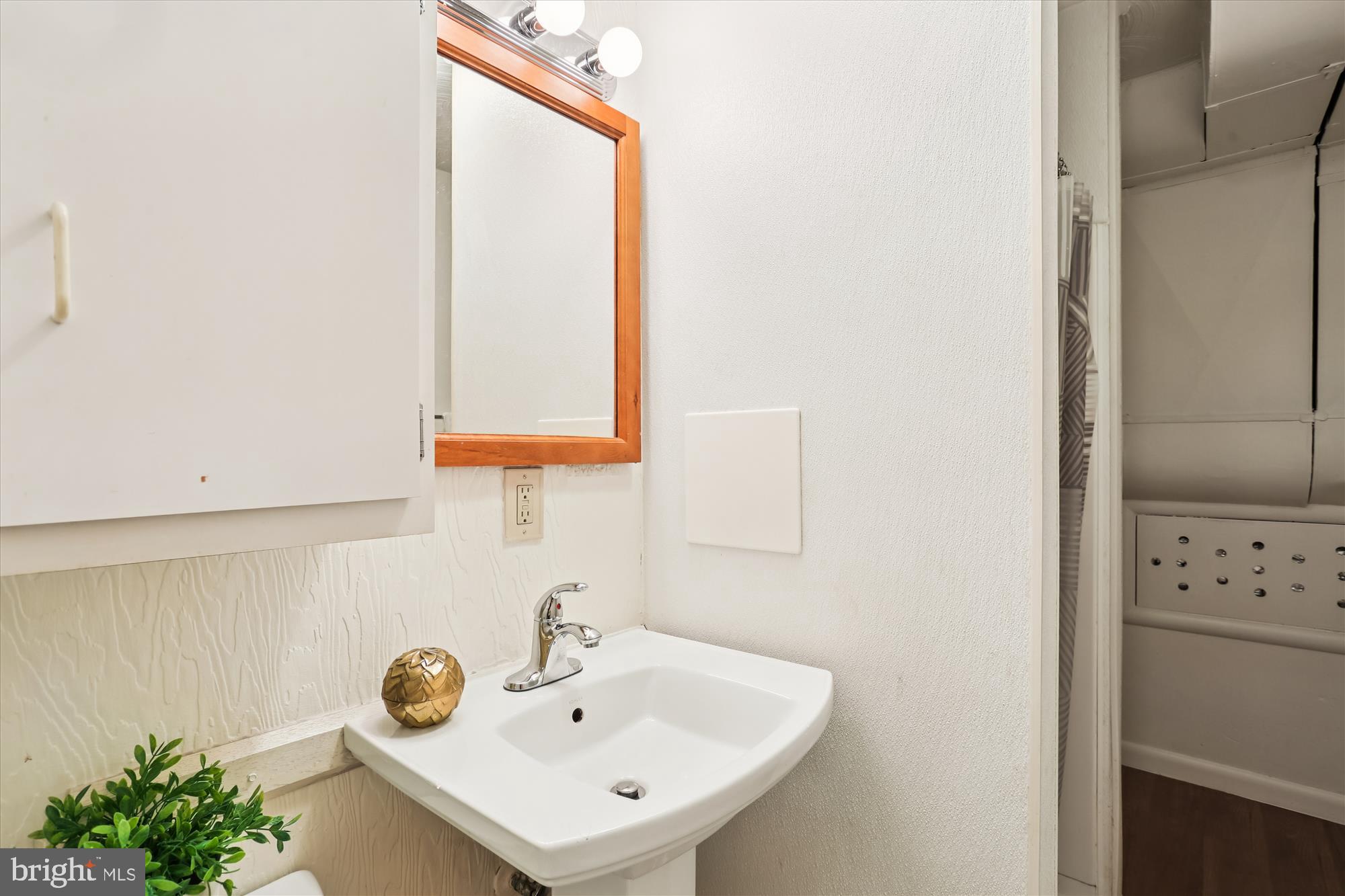 NORTH CHEVY CHASE - Residential