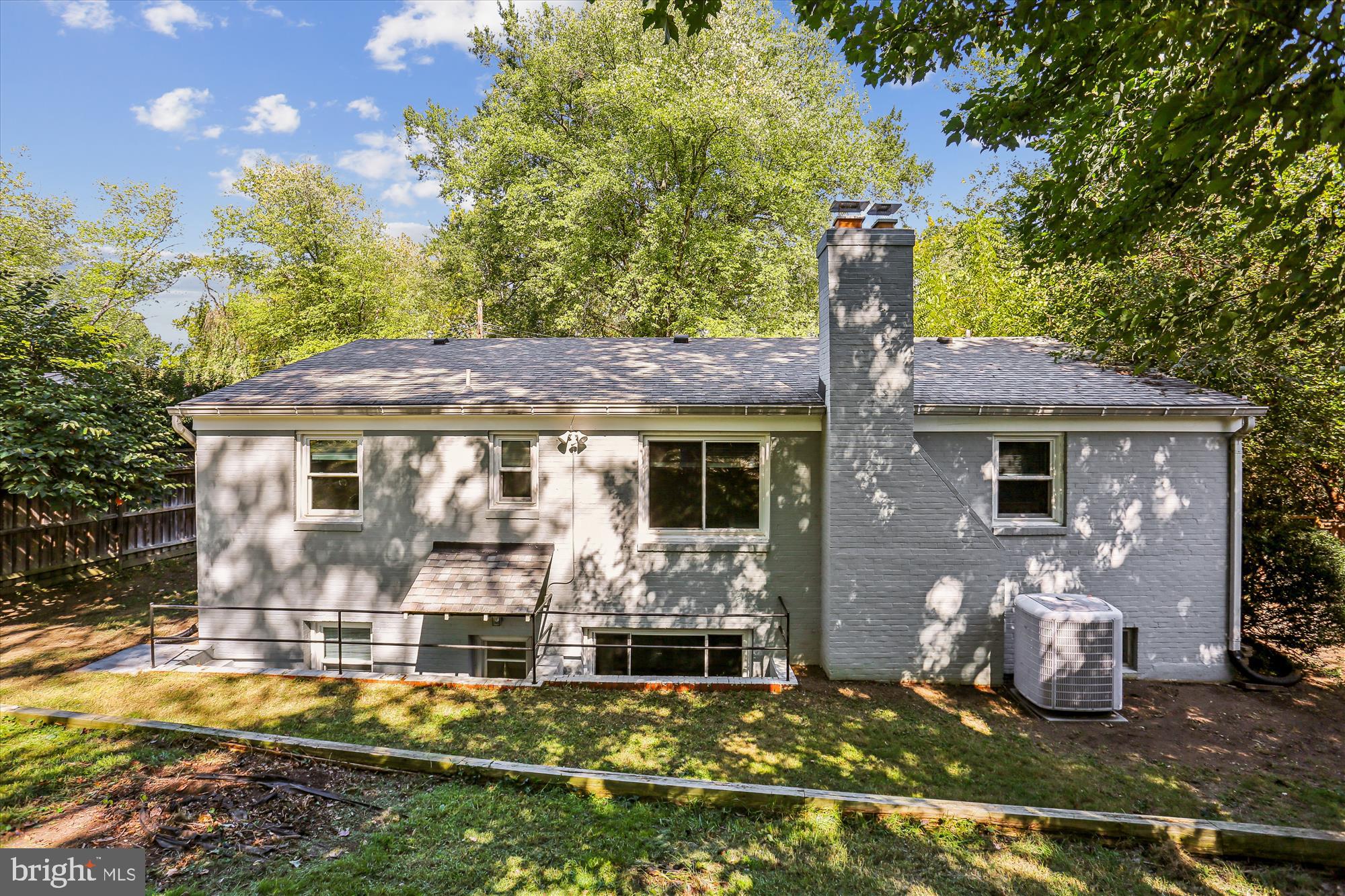 NORTH CHEVY CHASE - Residential