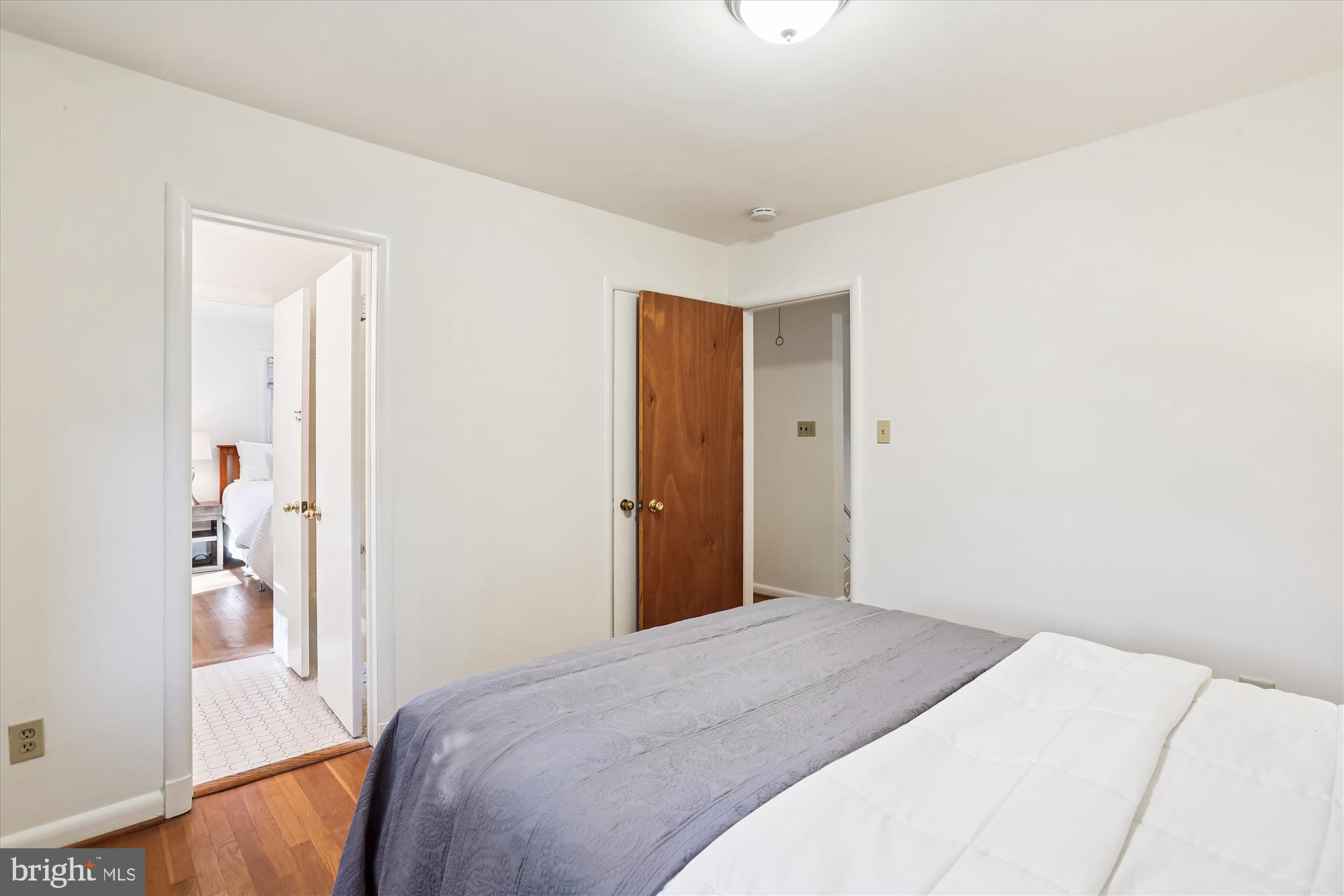 NORTH CHEVY CHASE - Residential