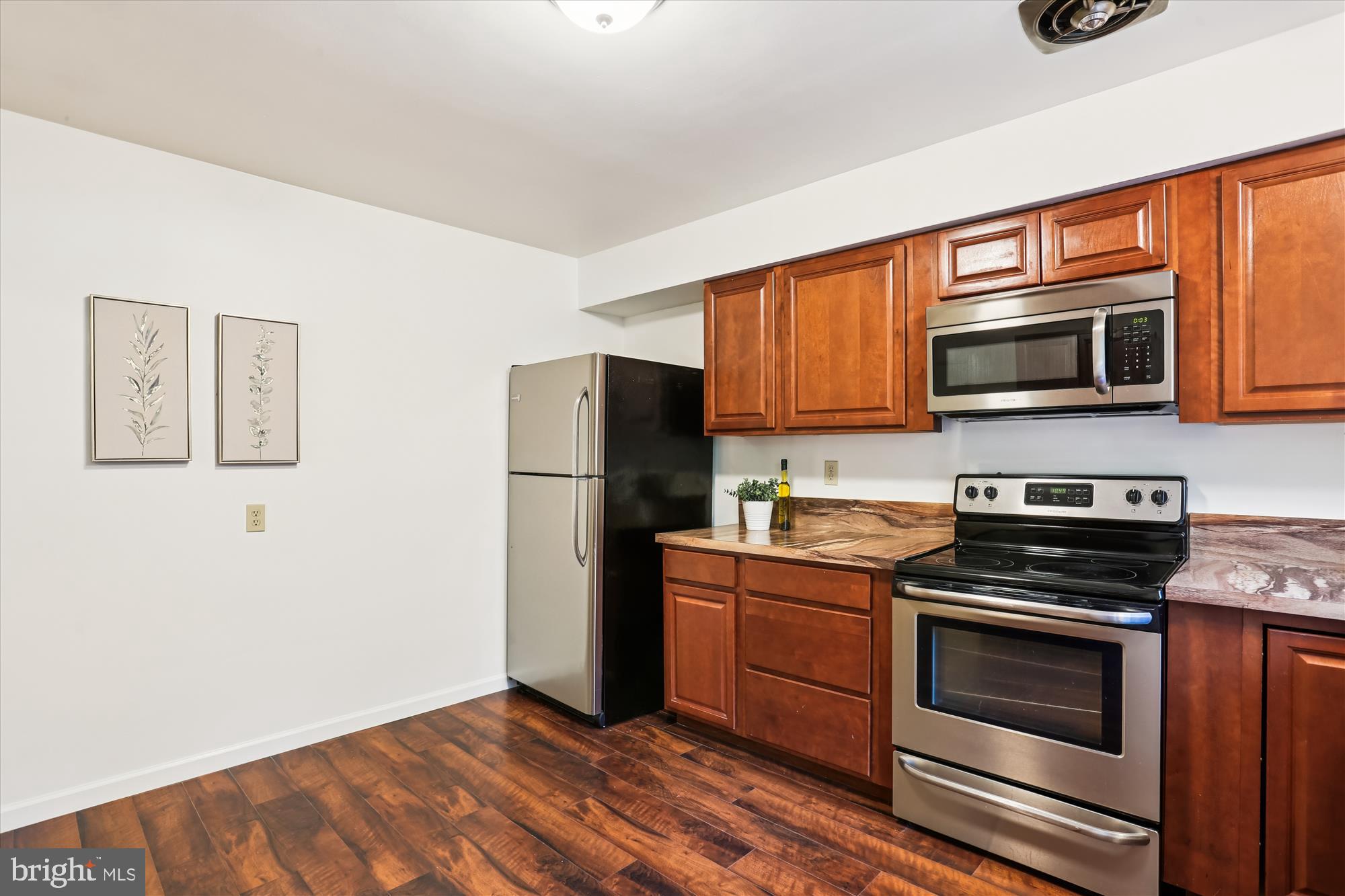 NORTH CHEVY CHASE - Residential