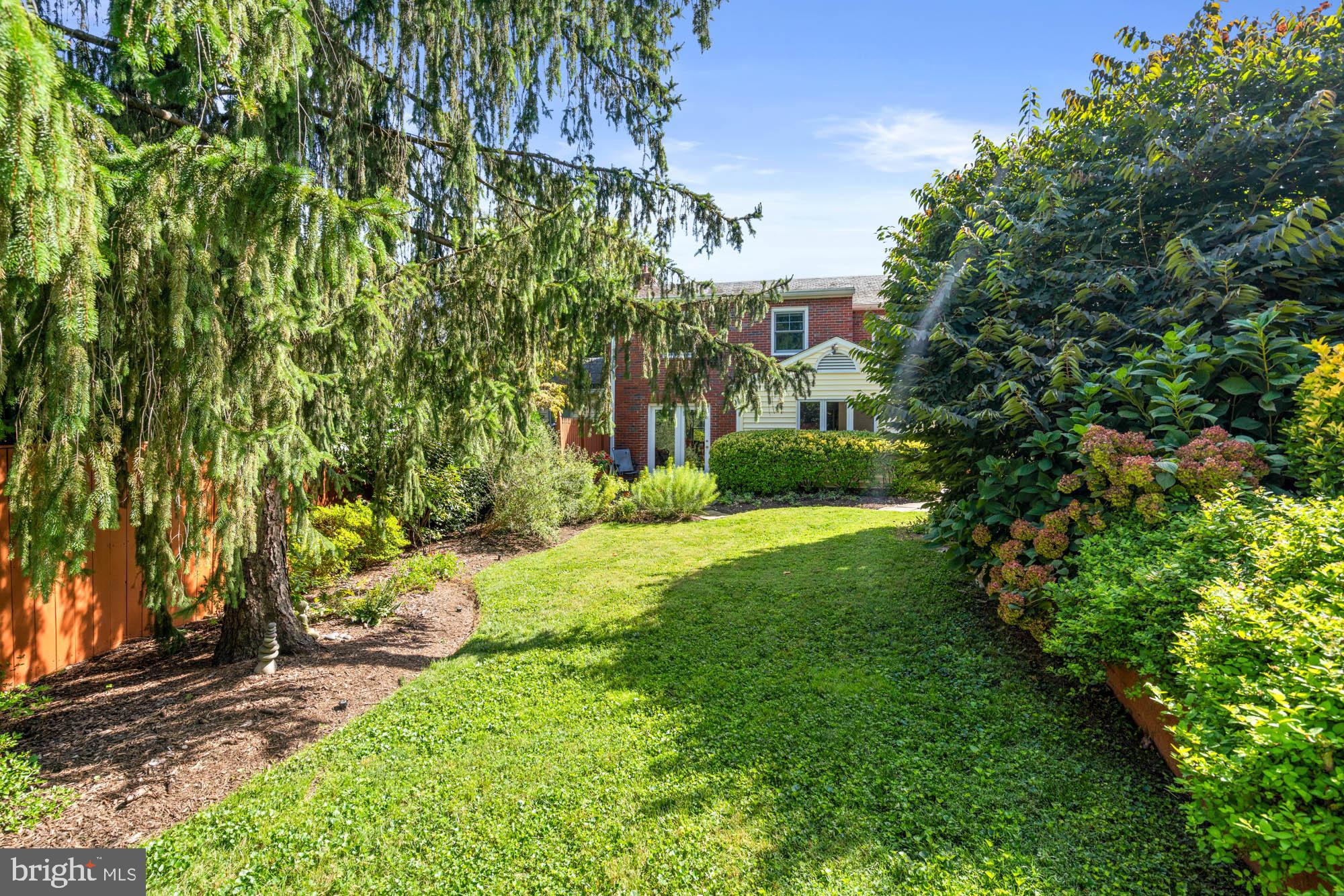 YORKTOWN VILLAGE - Residential