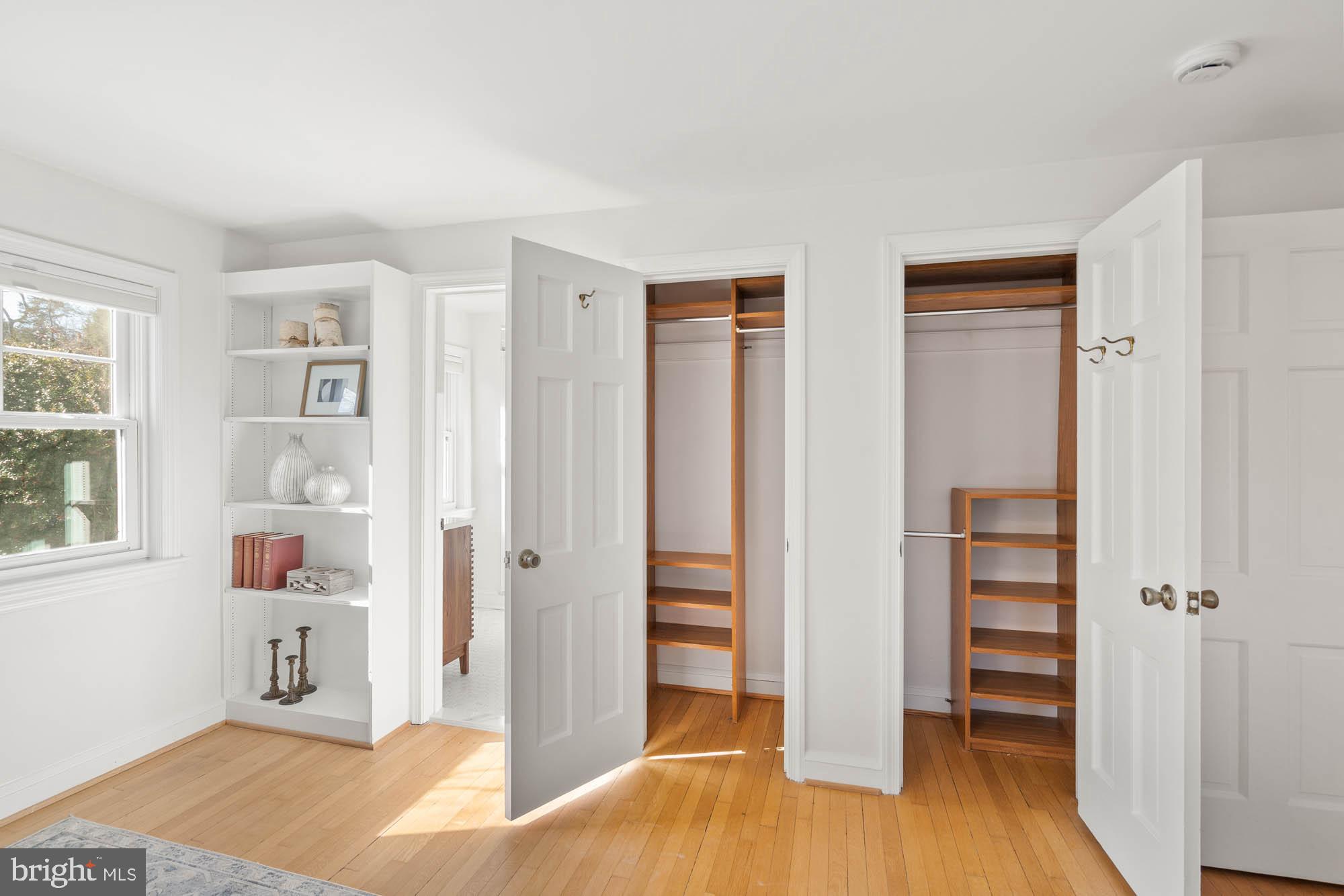 YORKTOWN VILLAGE - Residential