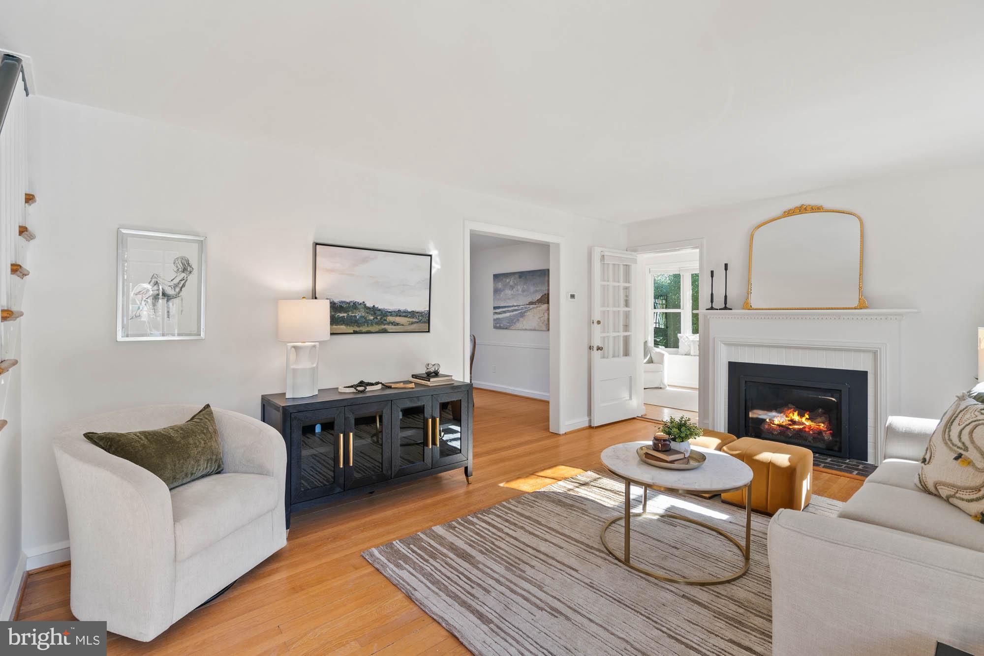 YORKTOWN VILLAGE - Residential