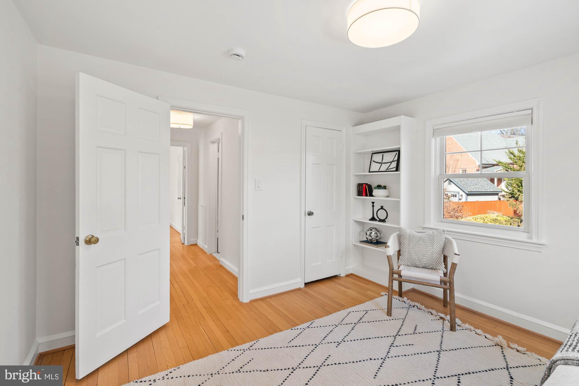 YORKTOWN VILLAGE - Residential