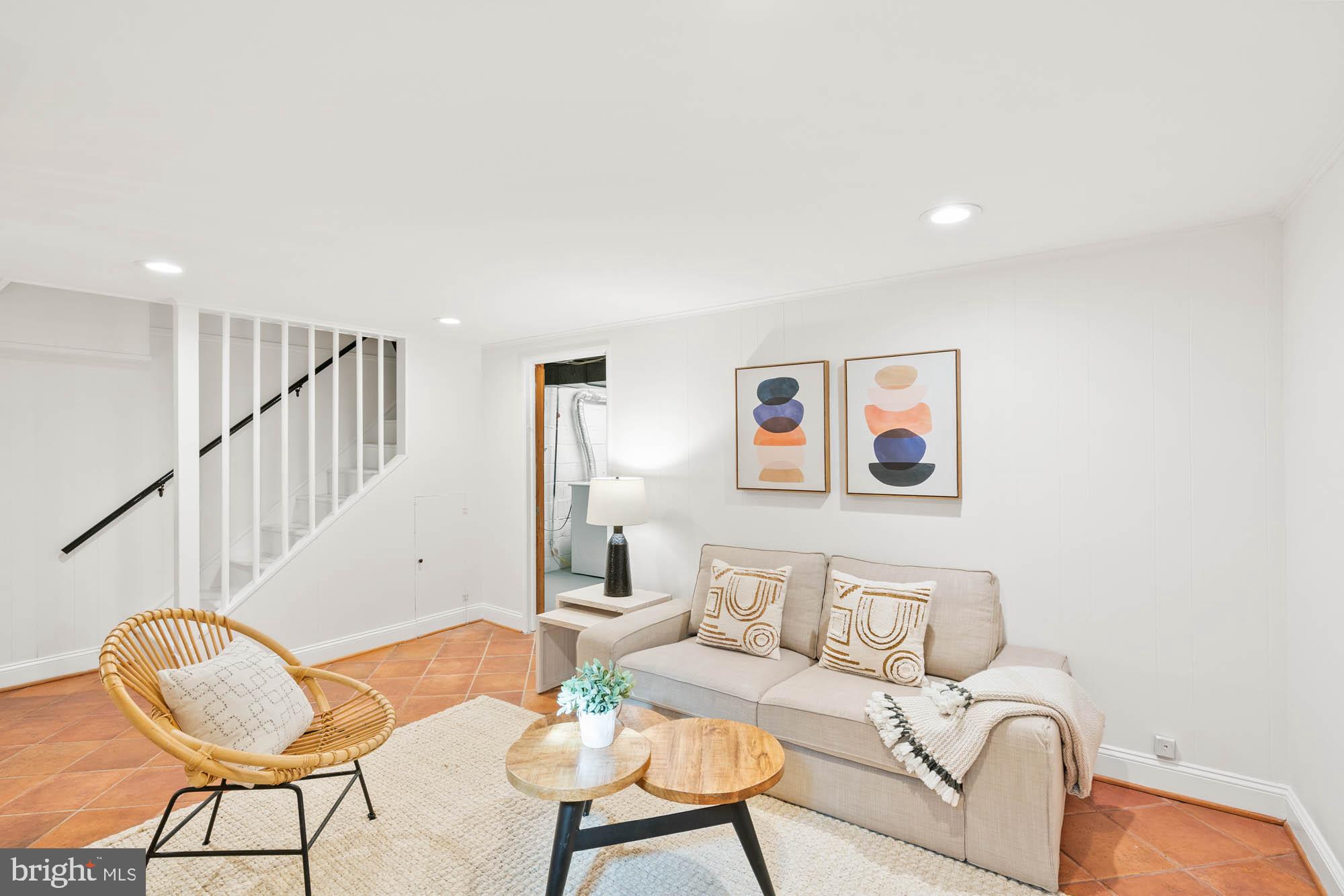 YORKTOWN VILLAGE - Residential