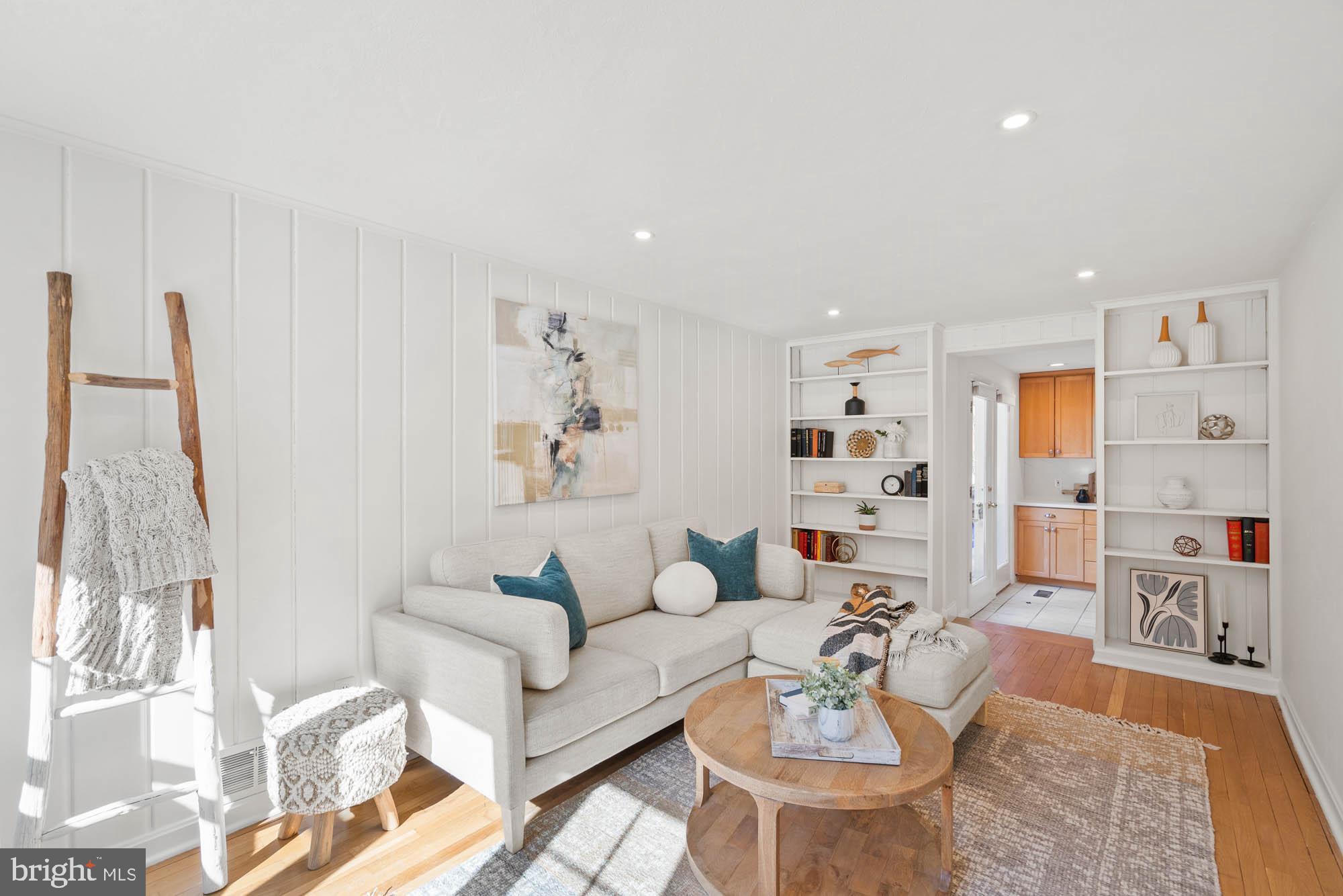 YORKTOWN VILLAGE - Residential