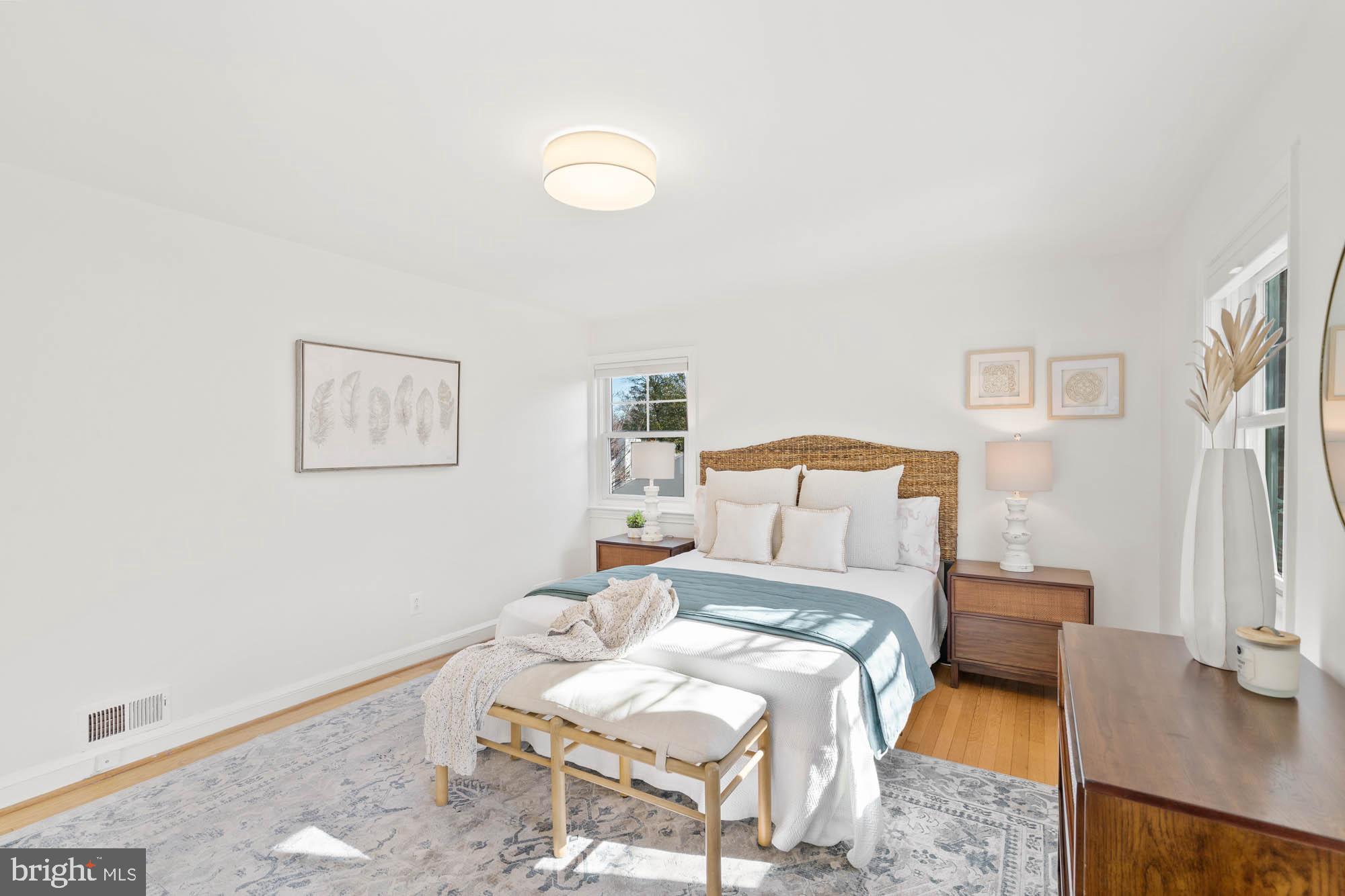 YORKTOWN VILLAGE - Residential