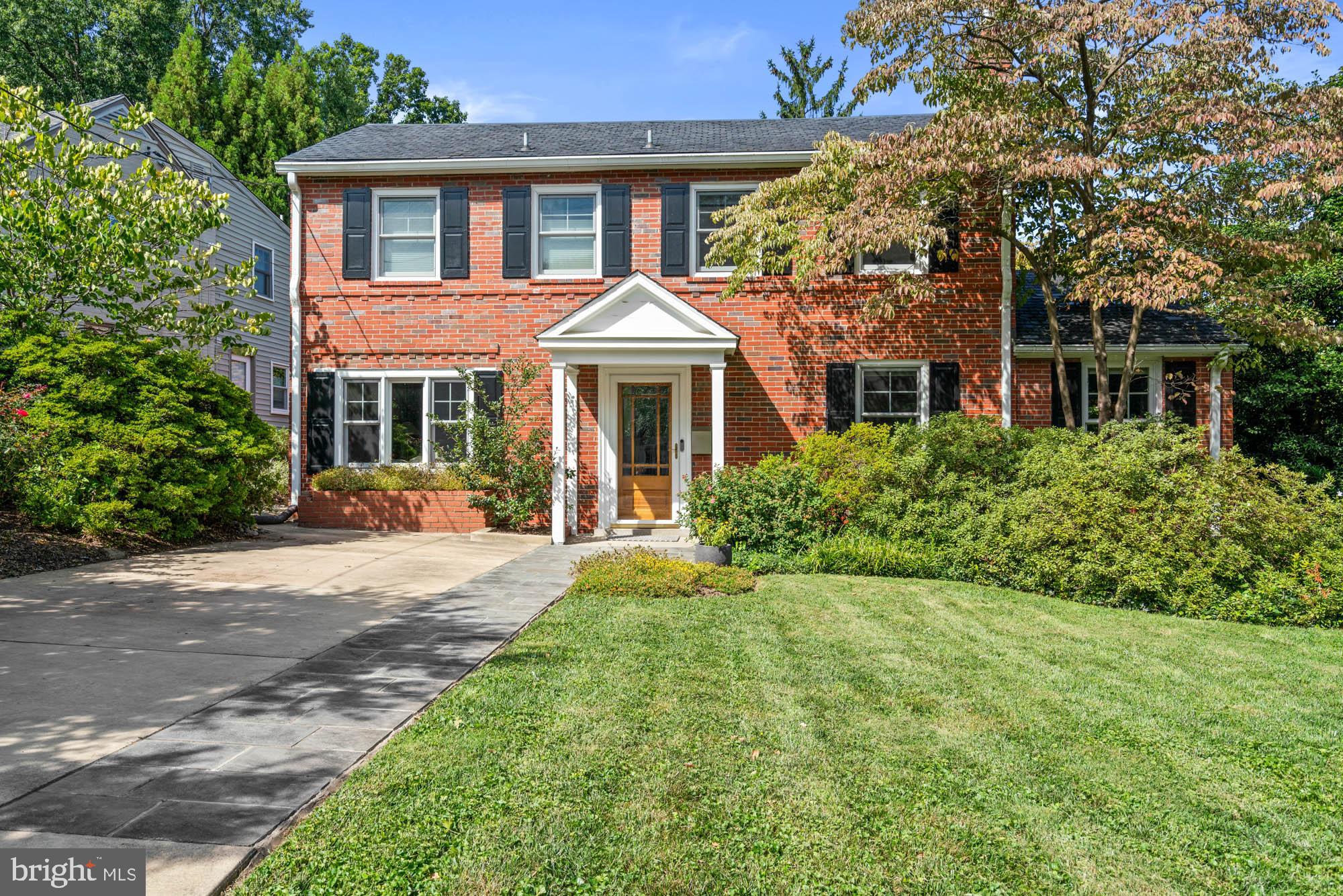 YORKTOWN VILLAGE - Residential