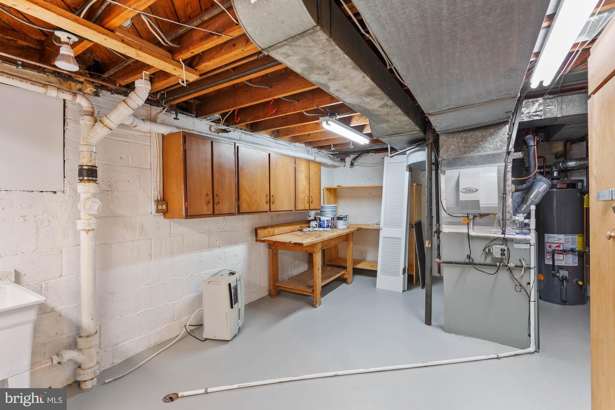 YORKTOWN VILLAGE - Residential