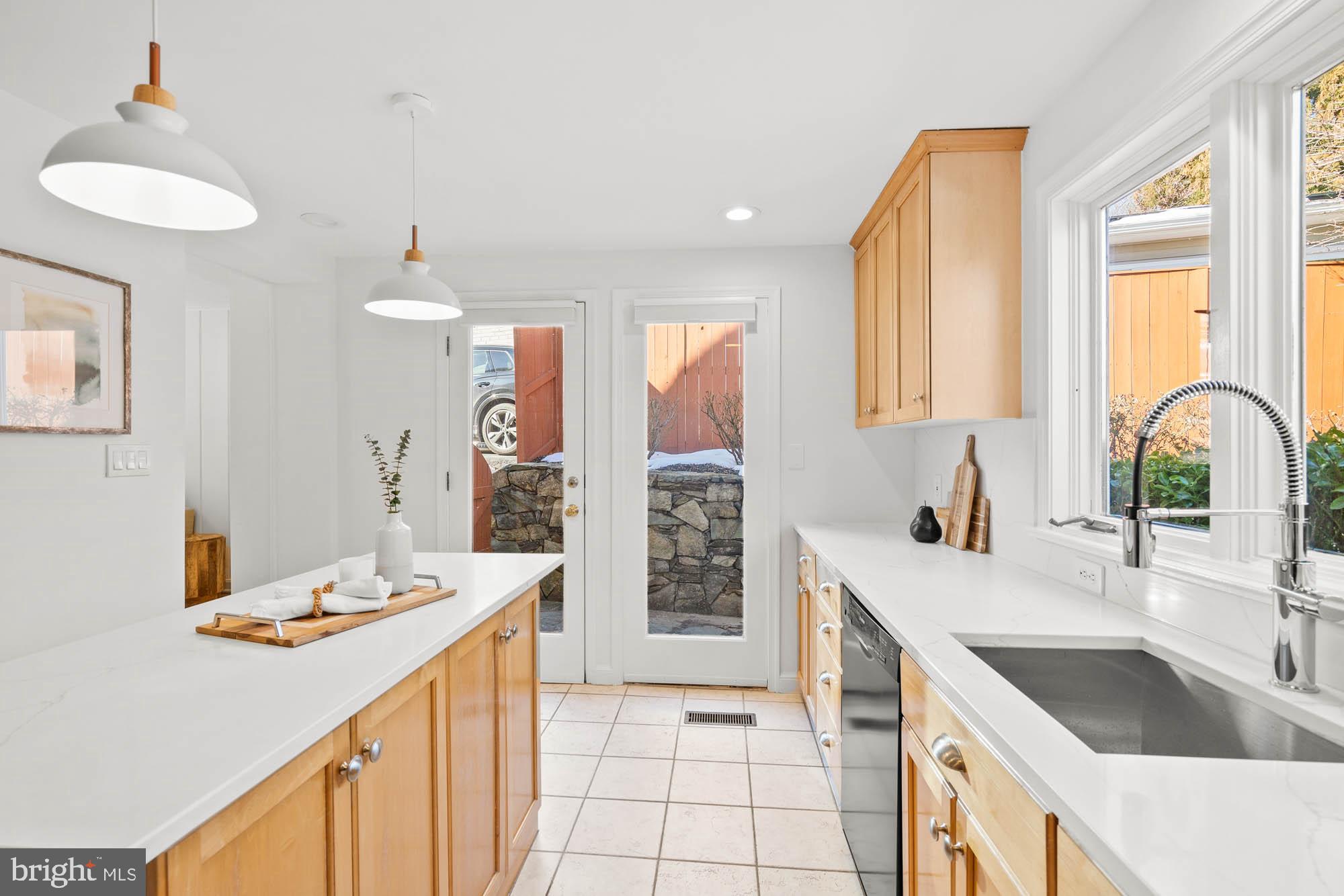 YORKTOWN VILLAGE - Residential