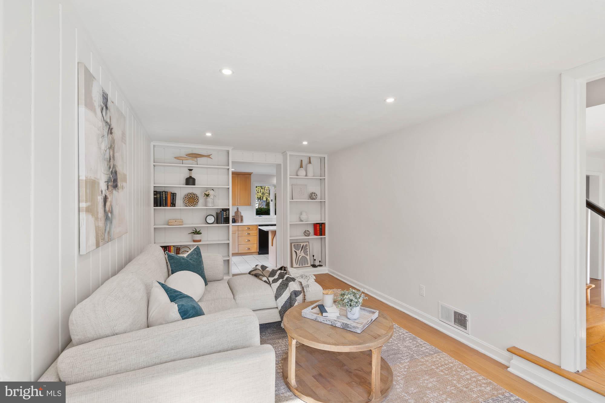 YORKTOWN VILLAGE - Residential