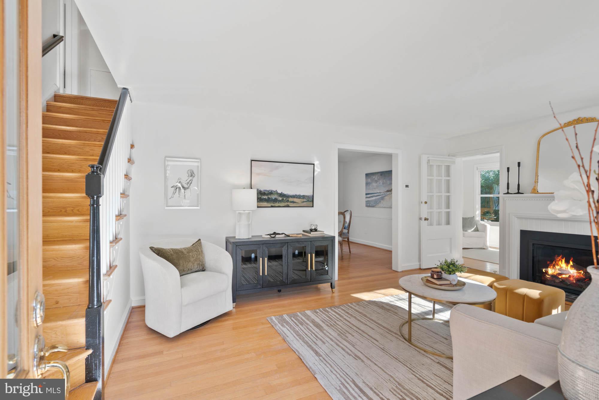 YORKTOWN VILLAGE - Residential