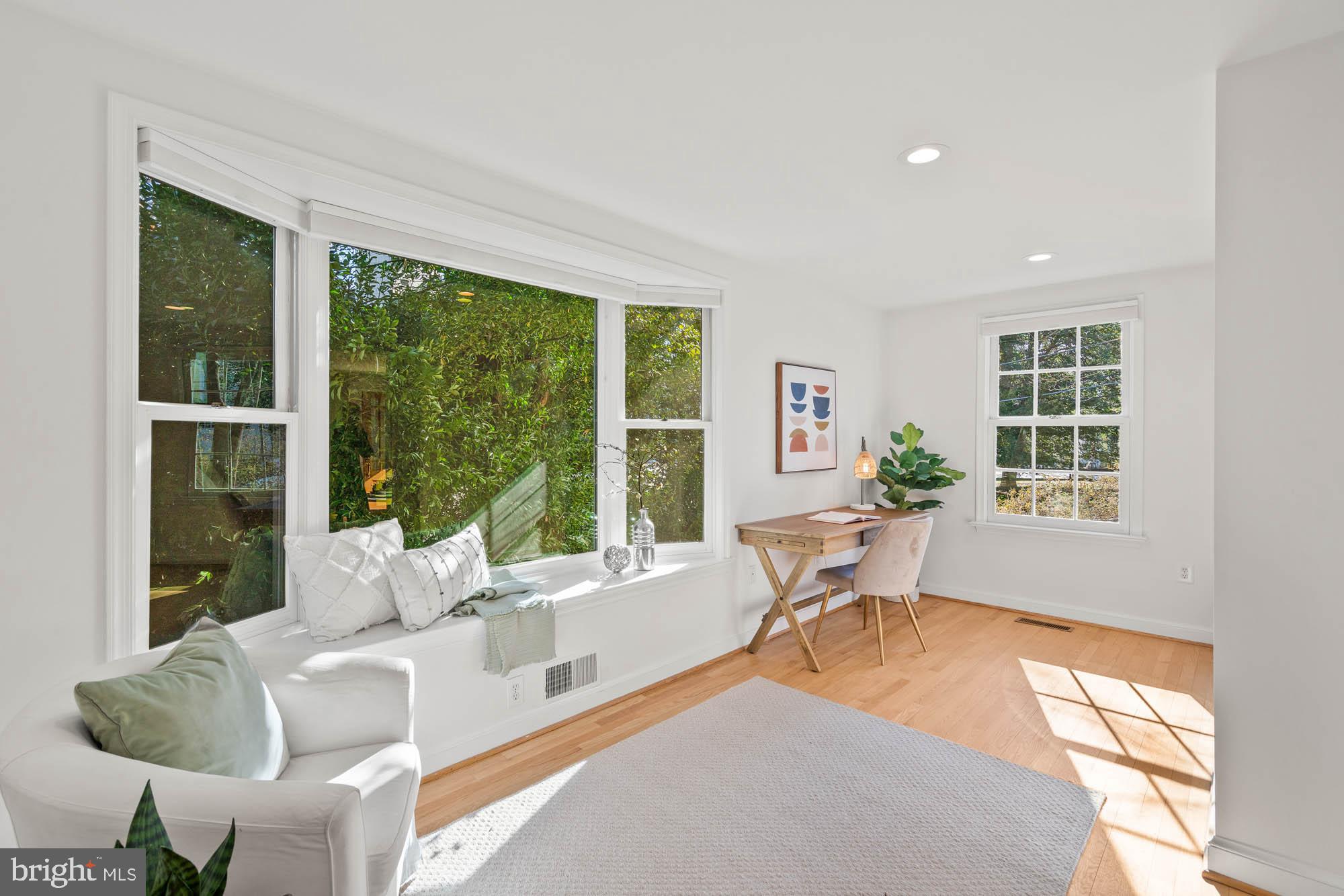 YORKTOWN VILLAGE - Residential