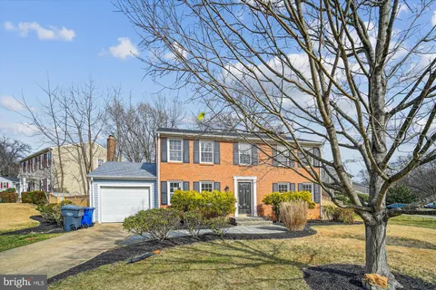 3307 Crest Haven Court, Falls Church, VA MLS: VAFX2226070