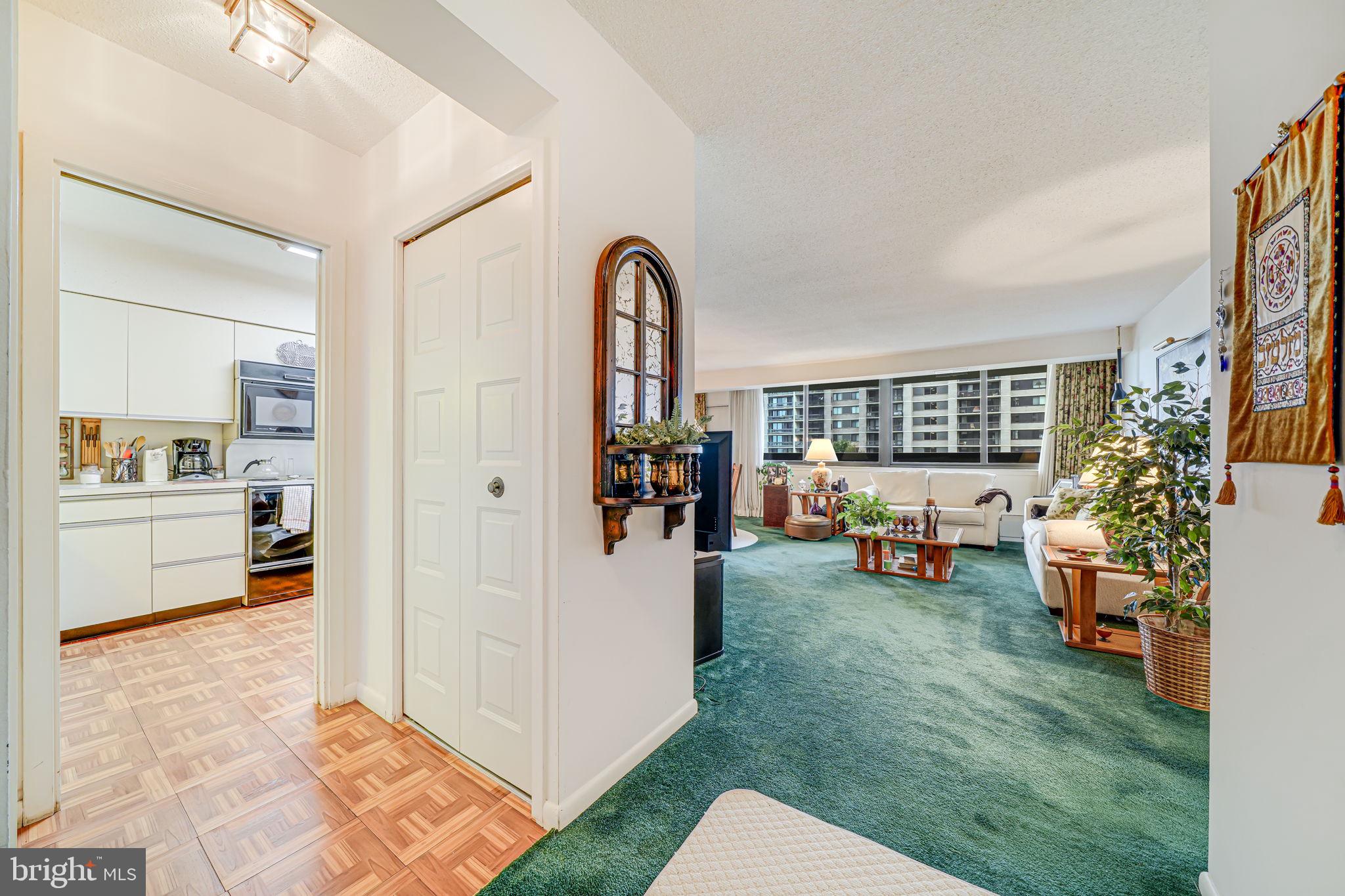5501 SEMINARY ROAD 401S