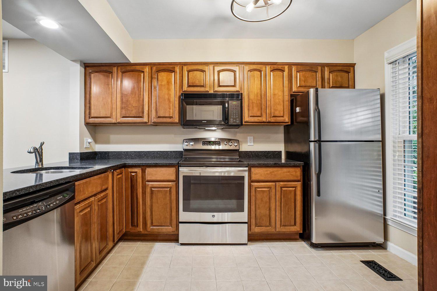 2528 S WALTER REED DRIVE C