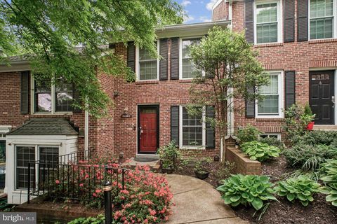 2528 S WALTER REED DRIVE C ARLINGTON VA 22206