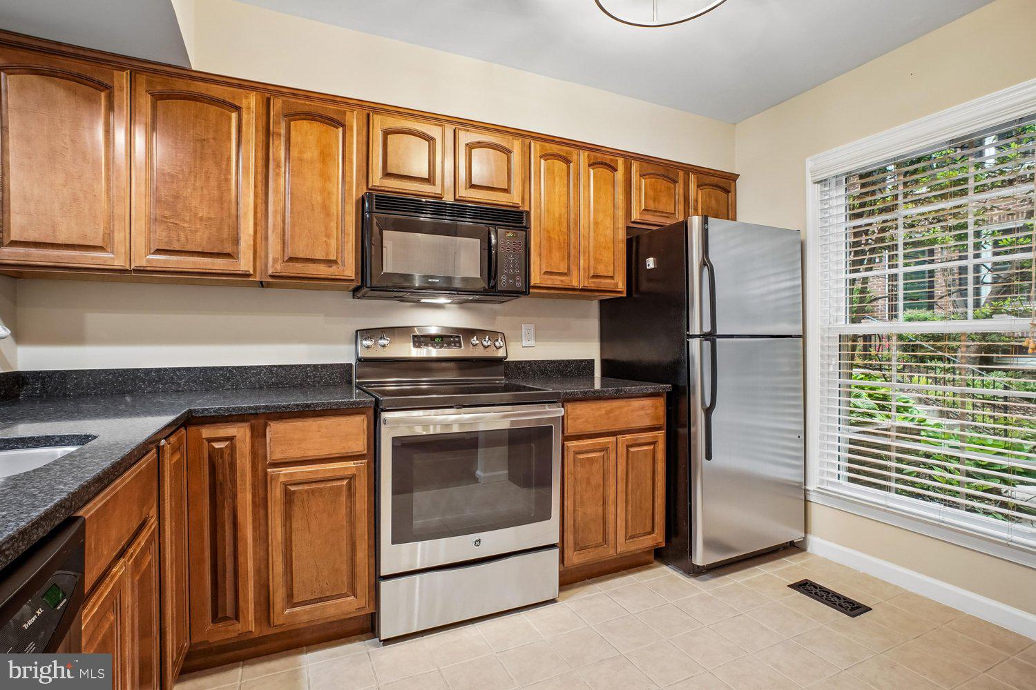 2528 S WALTER REED DRIVE C