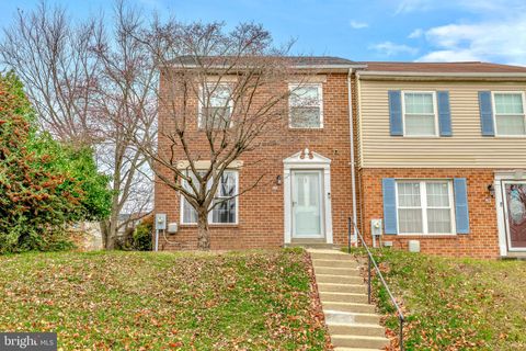 22 CLEARLAKE COURT BALTIMORE MD 21234