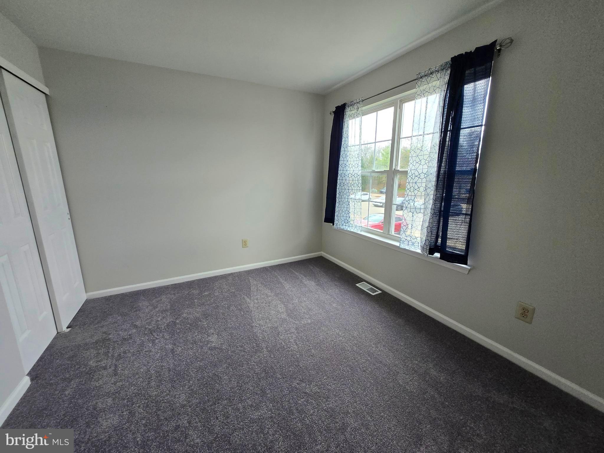 WALNUT BANK FARMS - Residential