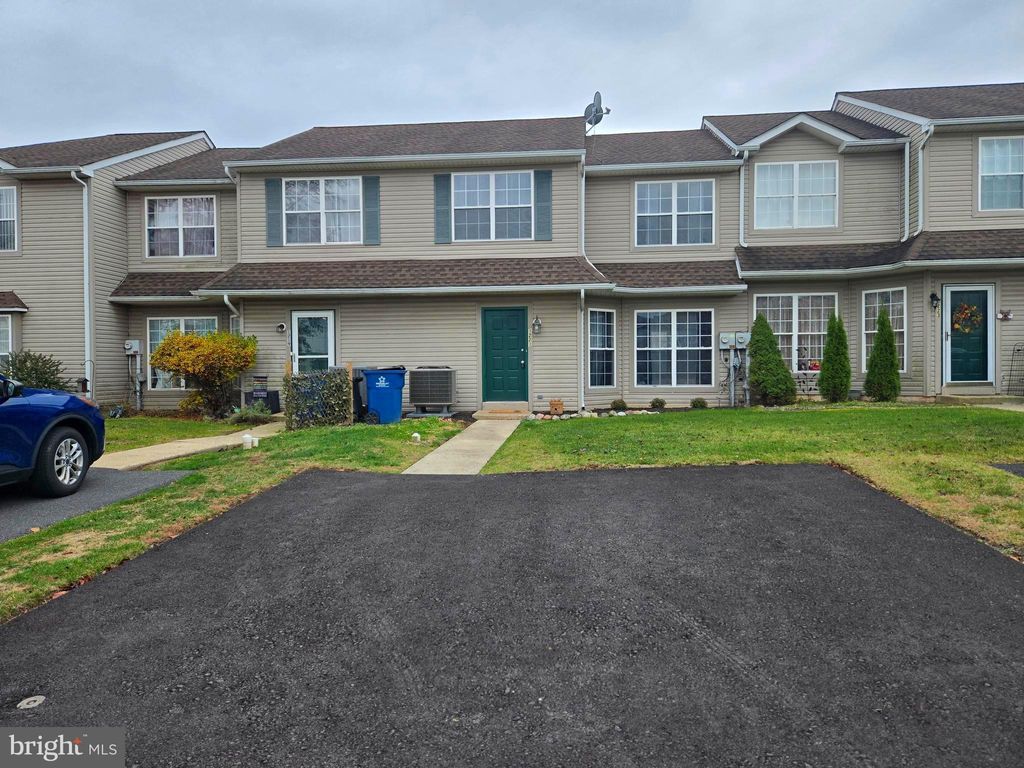 Photo of 1221 Garden Court, QUAKERTOWN, PA 18951 (MLS # PABU2110216)
