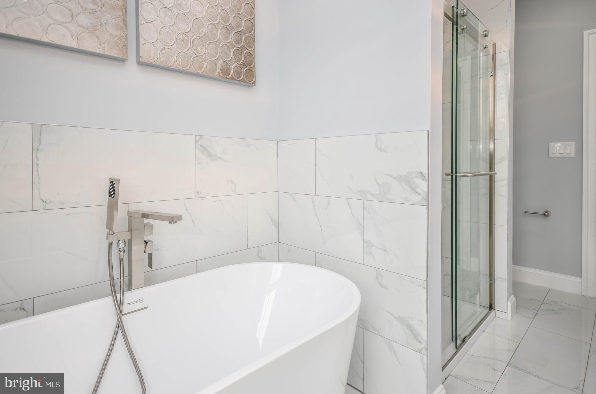 CHARLTON HEIGHTS - Residential