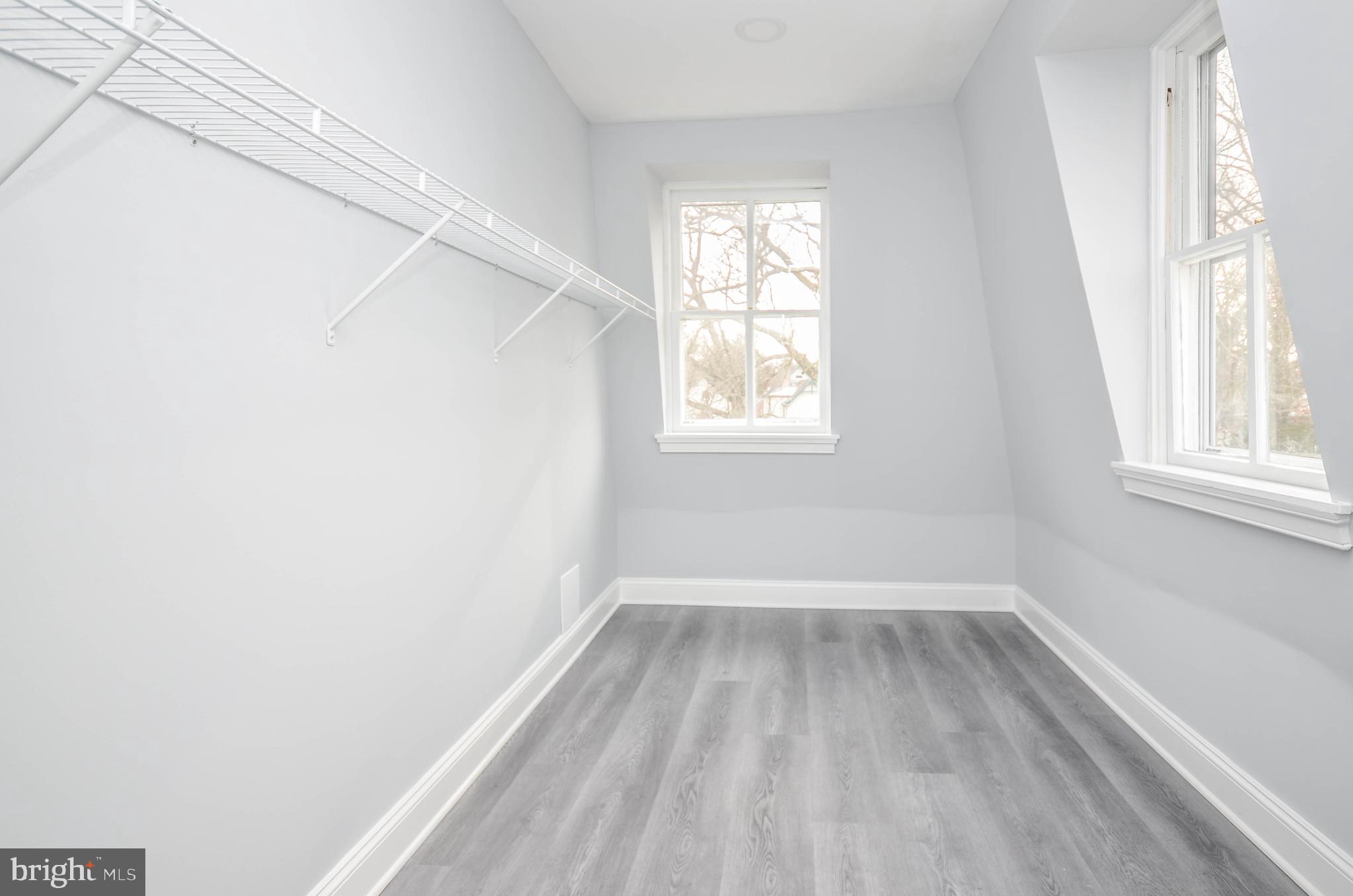 CHARLTON HEIGHTS - Residential