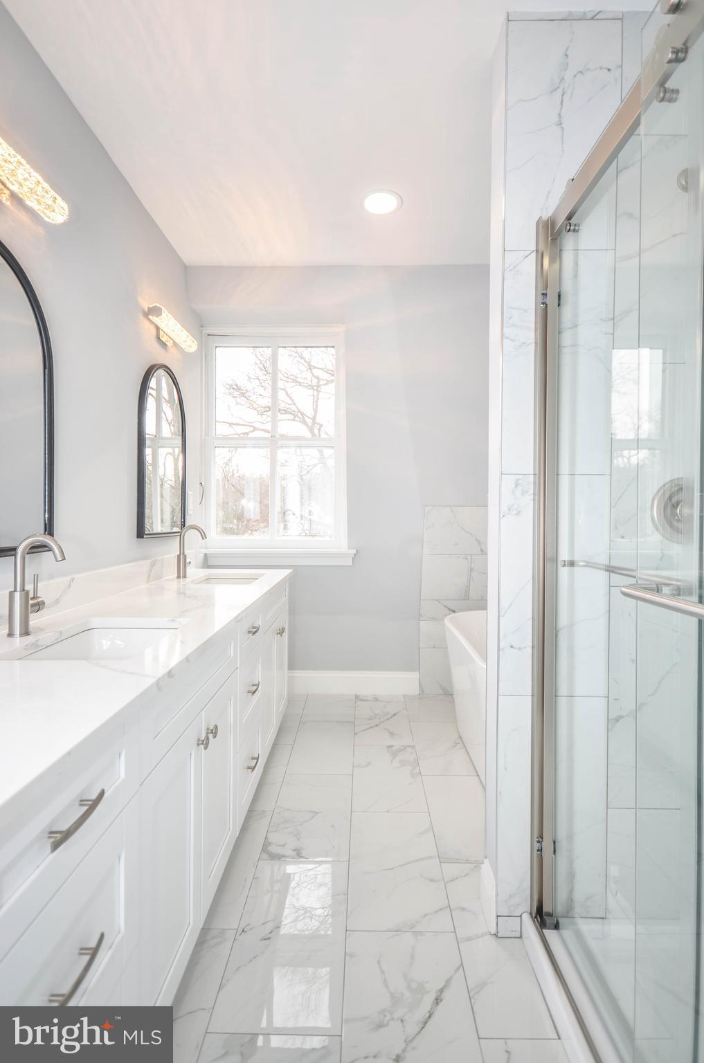 CHARLTON HEIGHTS - Residential