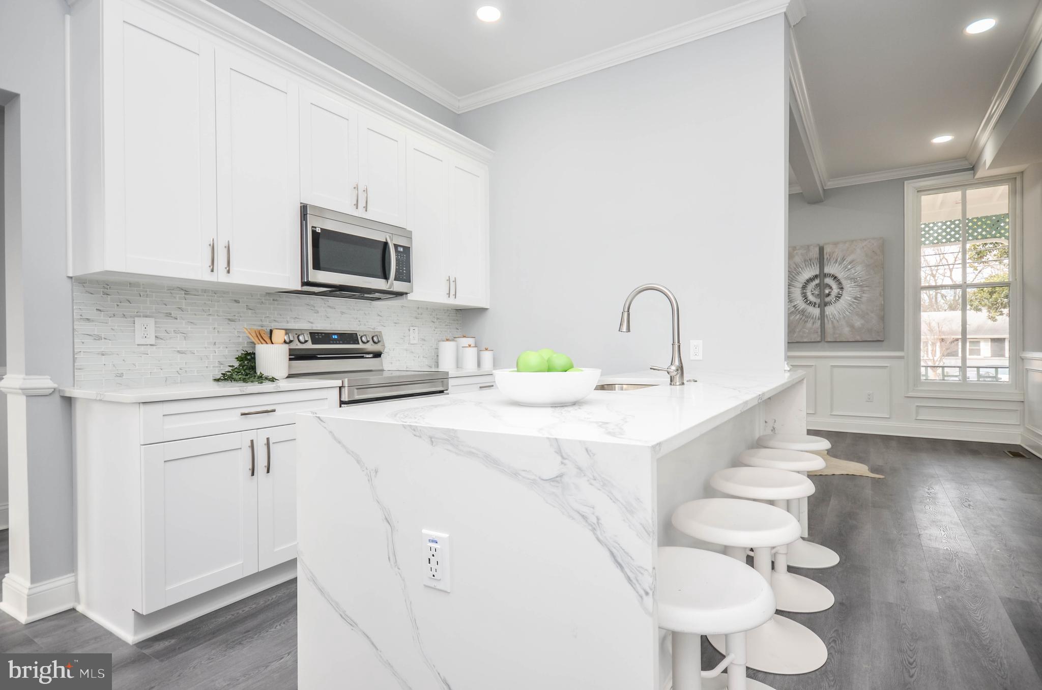 CHARLTON HEIGHTS - Residential