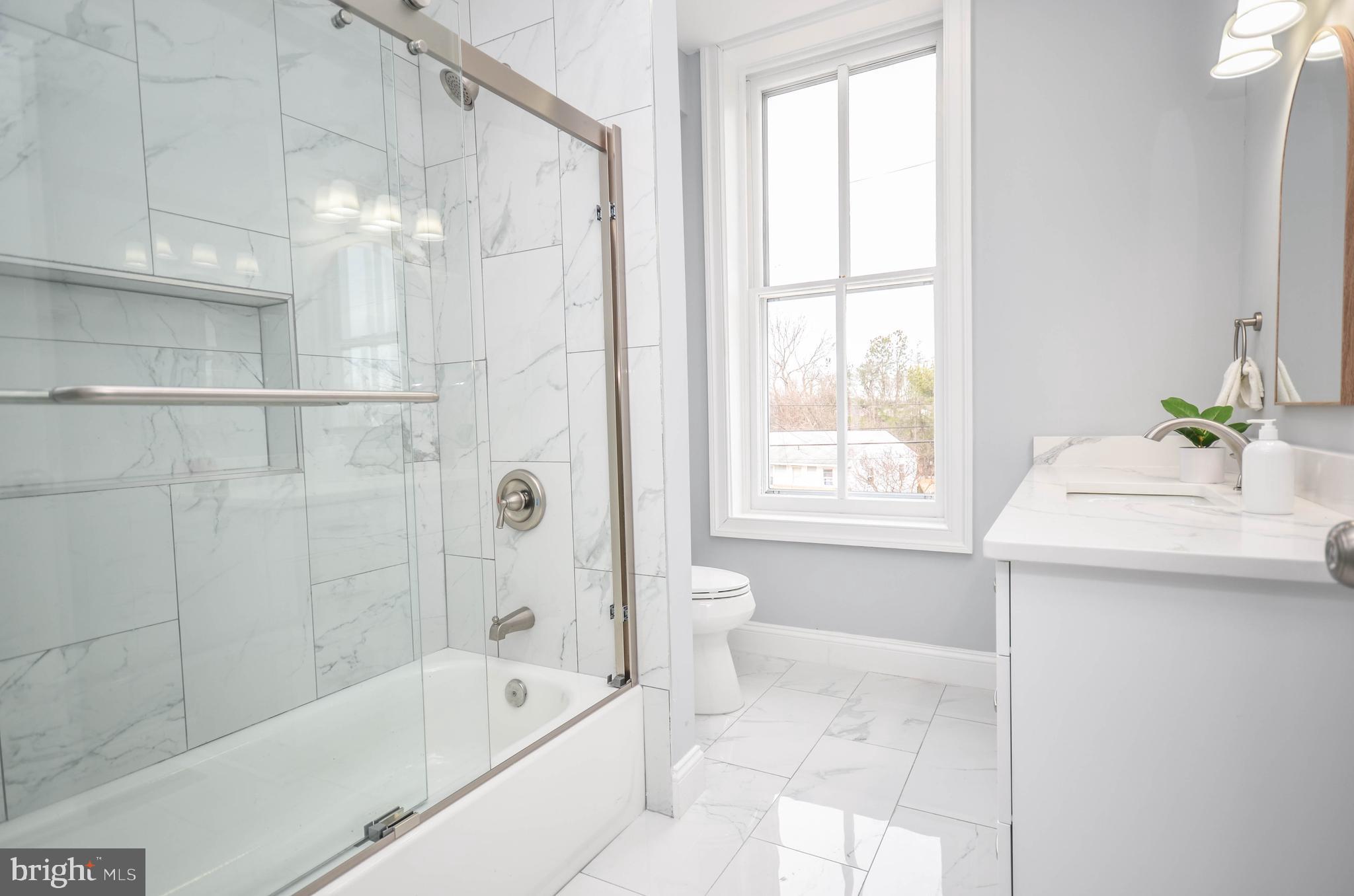 CHARLTON HEIGHTS - Residential