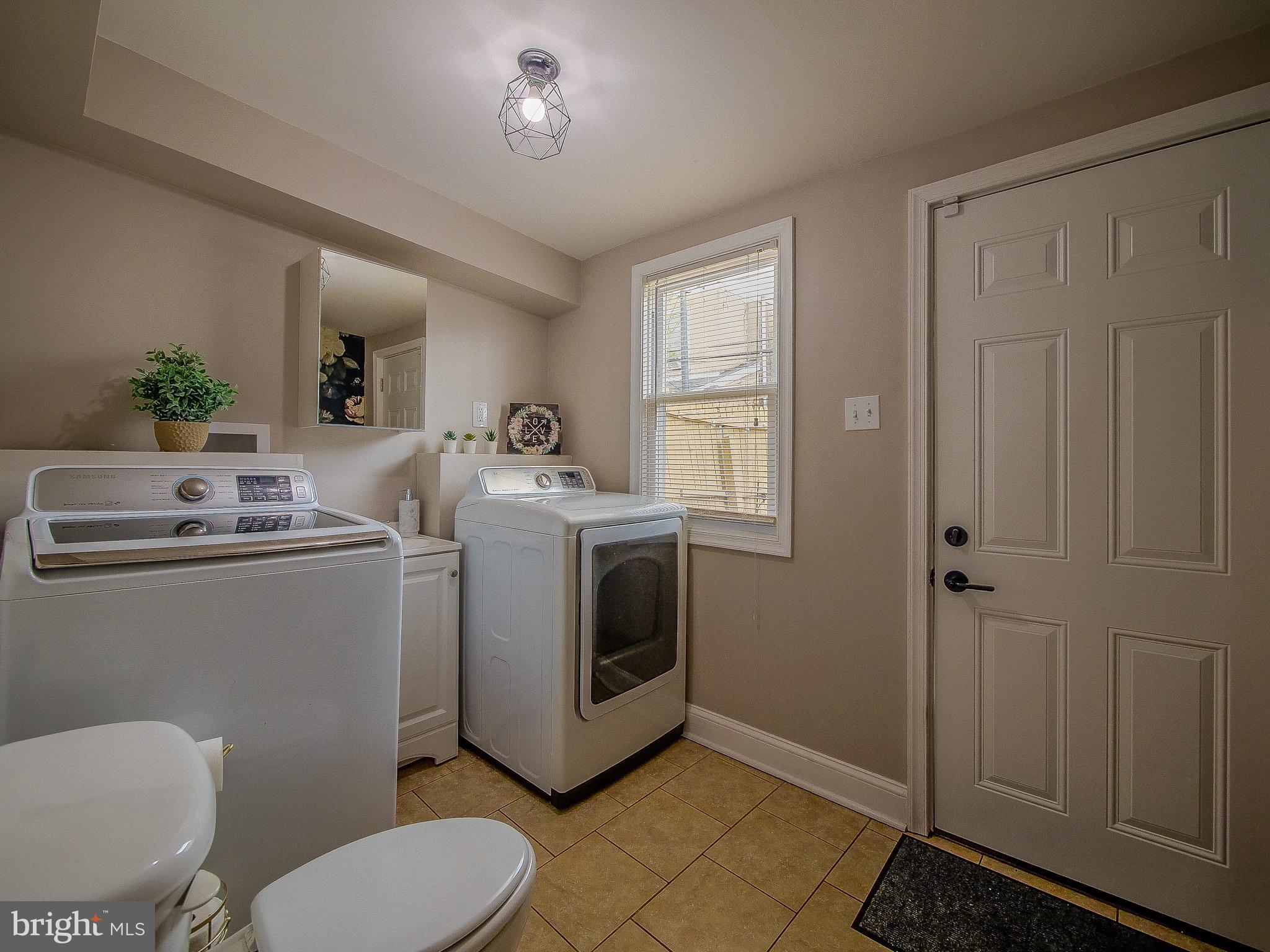 PORT RICHMOND - Residential