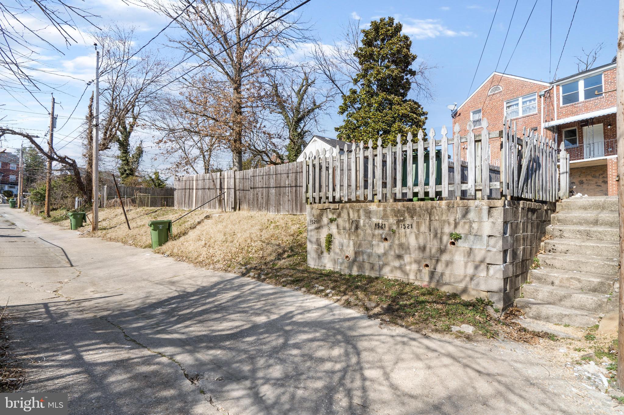 LOCH RAVEN - Residential