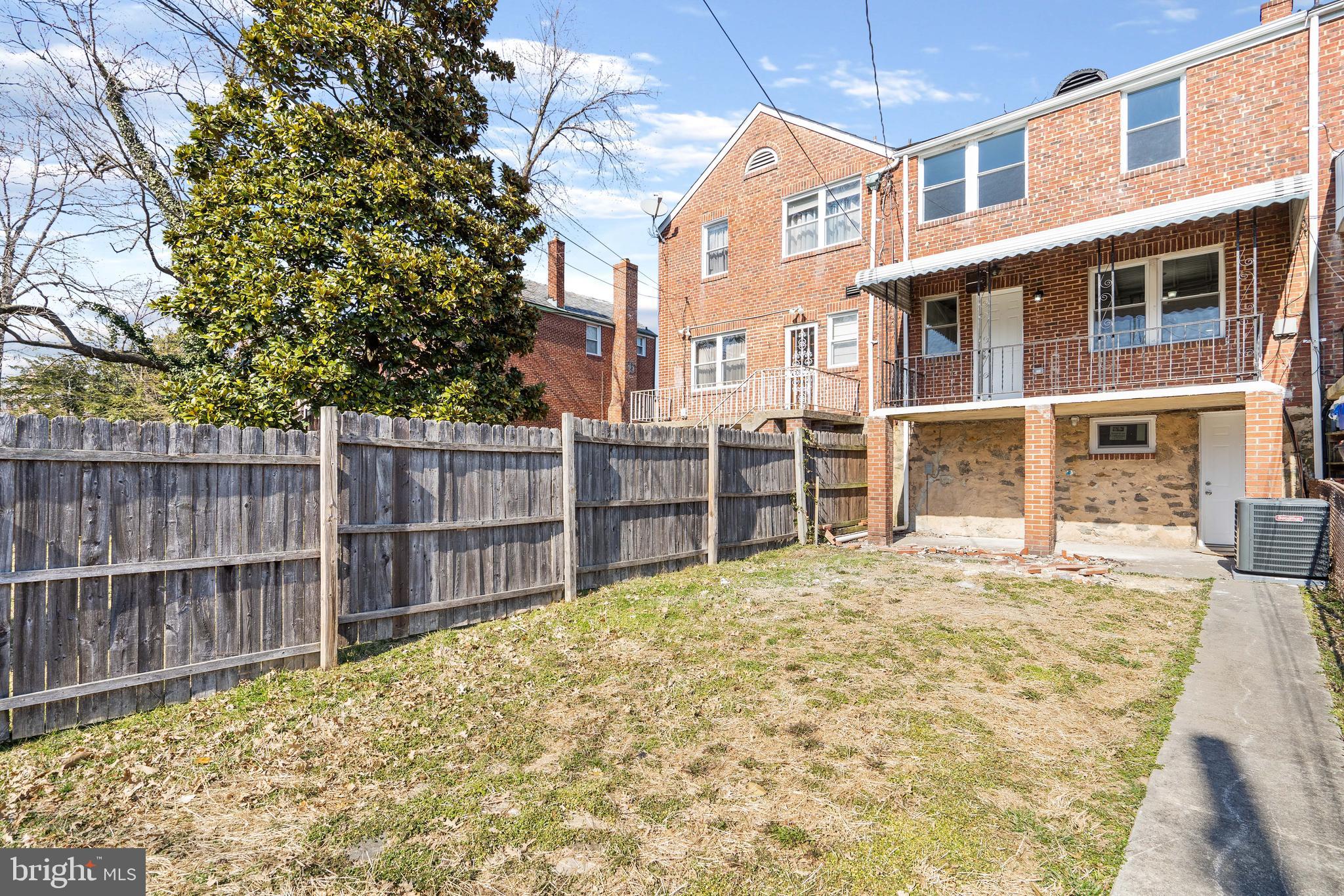 LOCH RAVEN - Residential