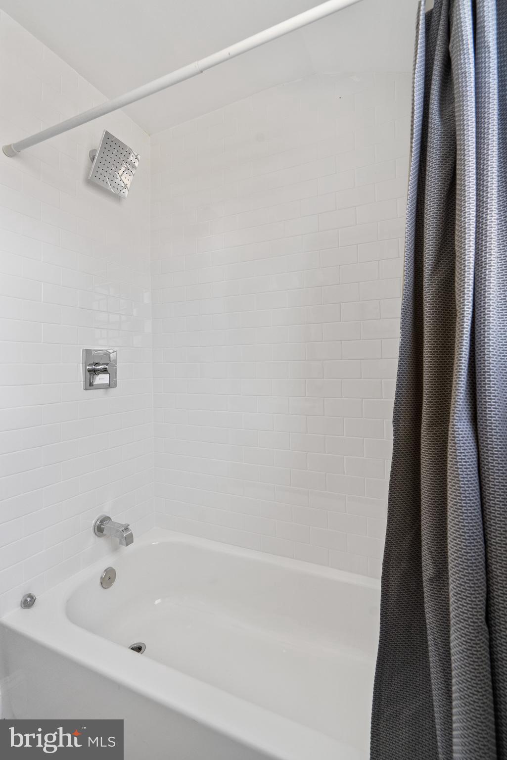 LOCH RAVEN - Residential