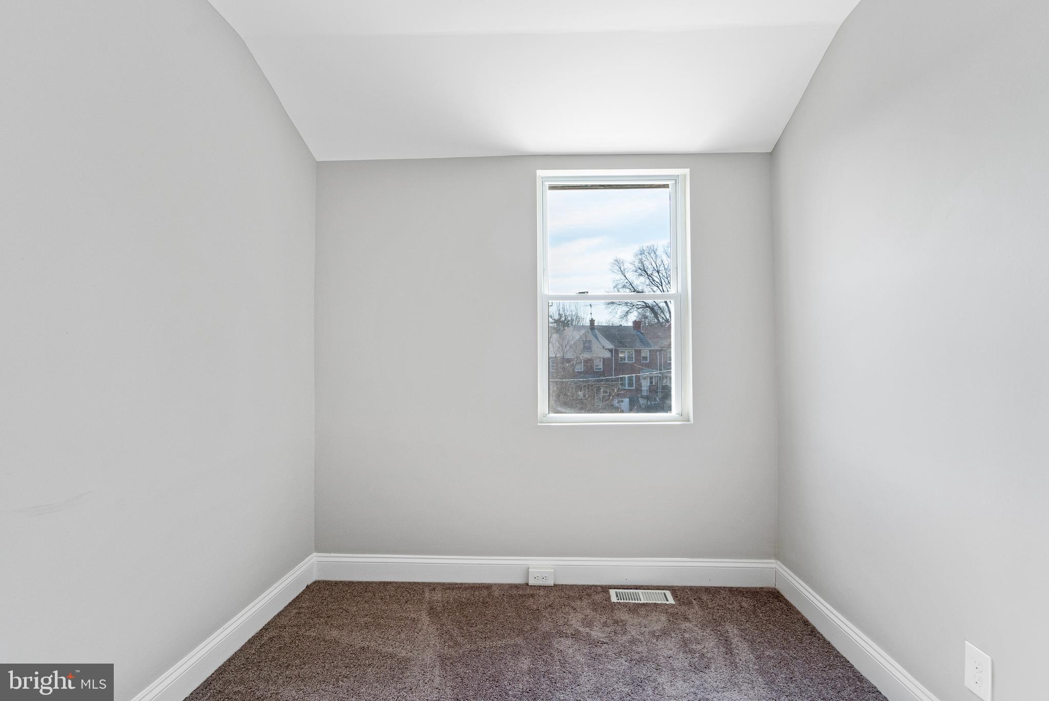 LOCH RAVEN - Residential