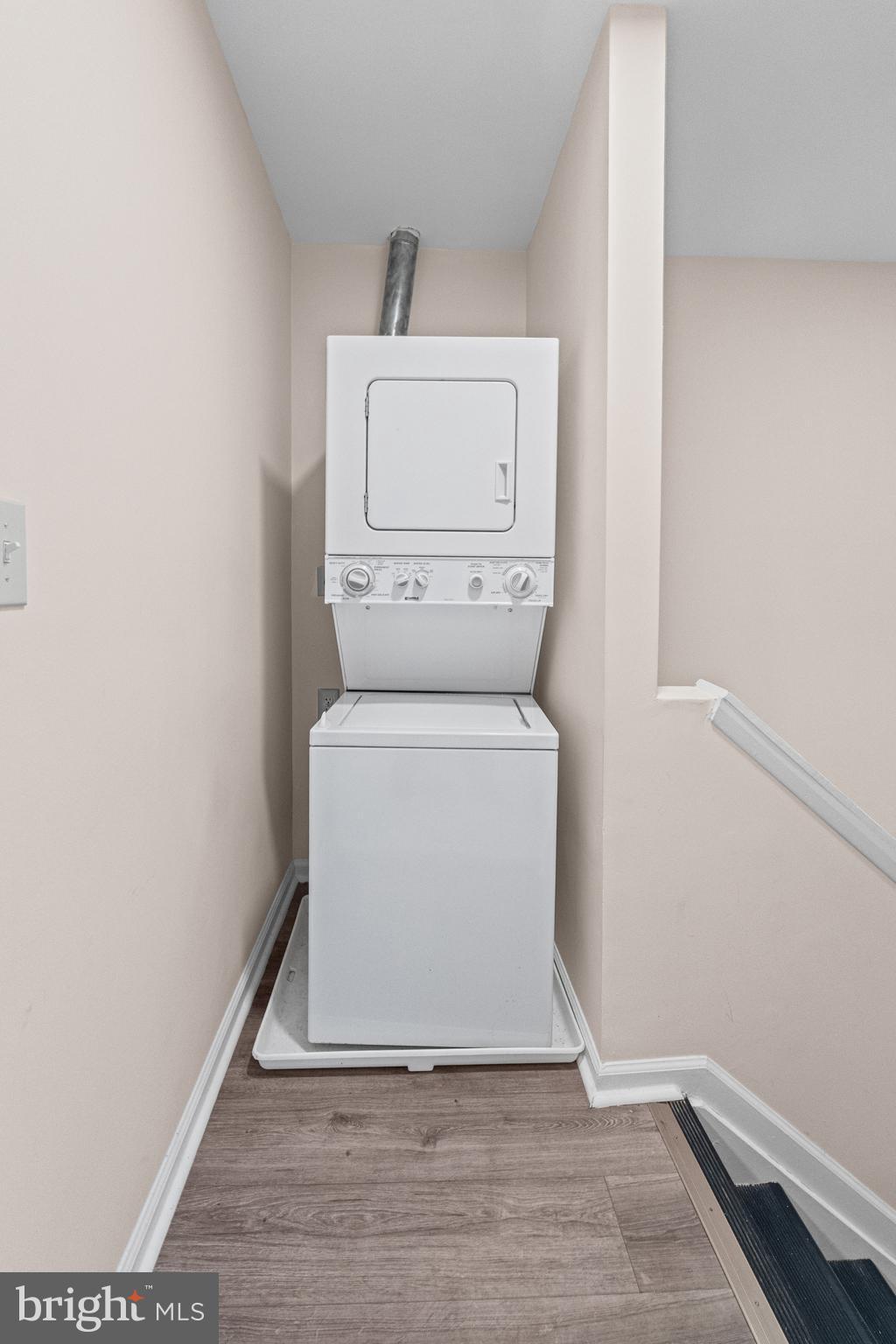 RESERVOIR HILL - Residential Income